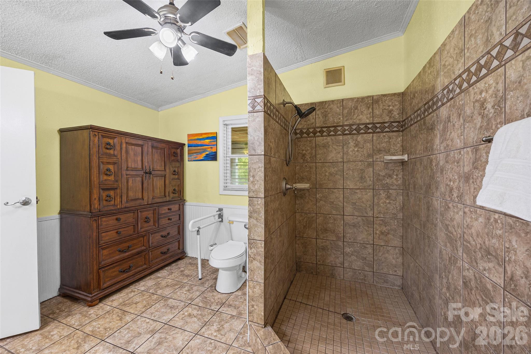 6215 Barclay Lane Property Photo 17