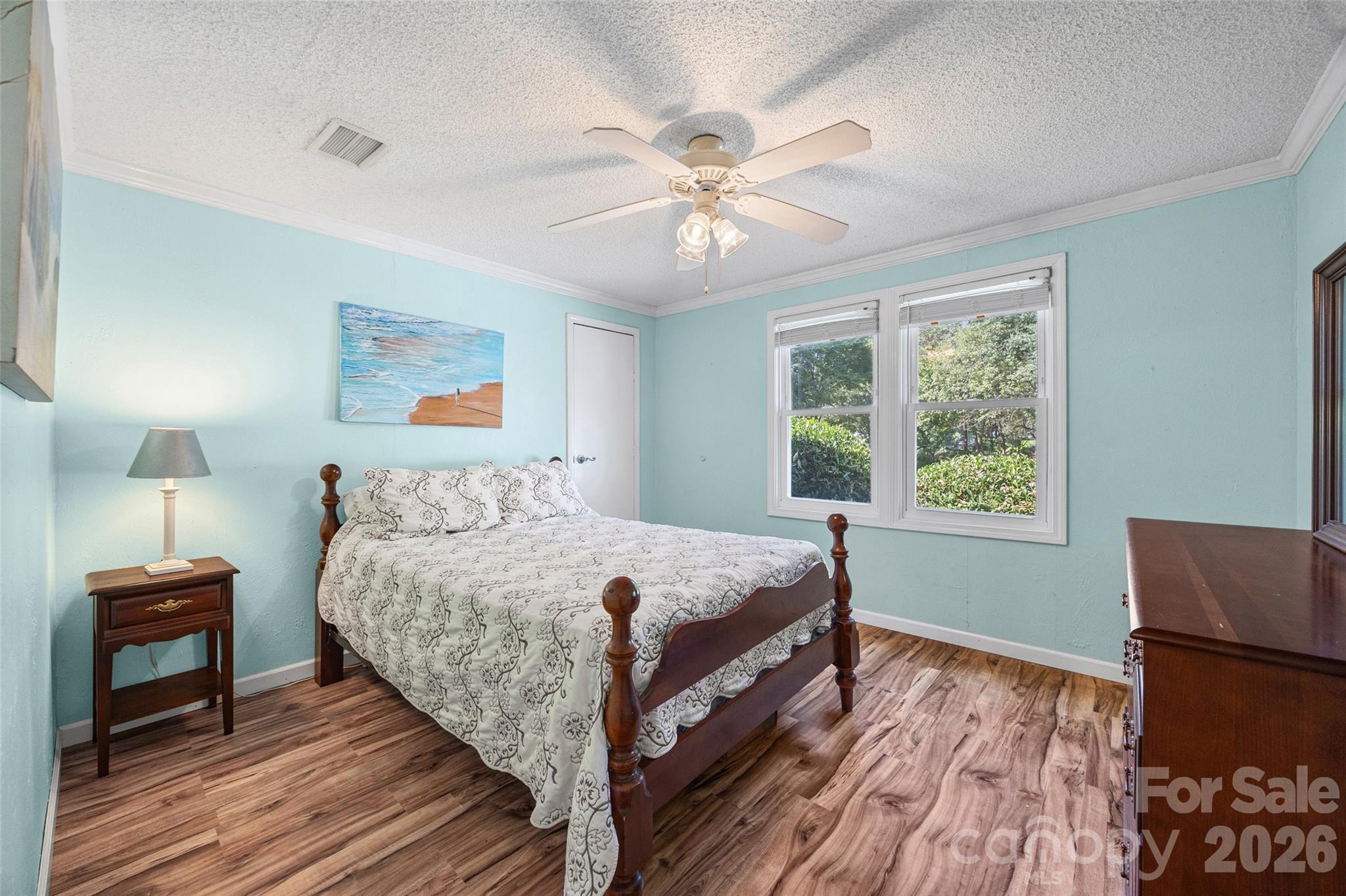 6215 Barclay Lane Property Photo 18