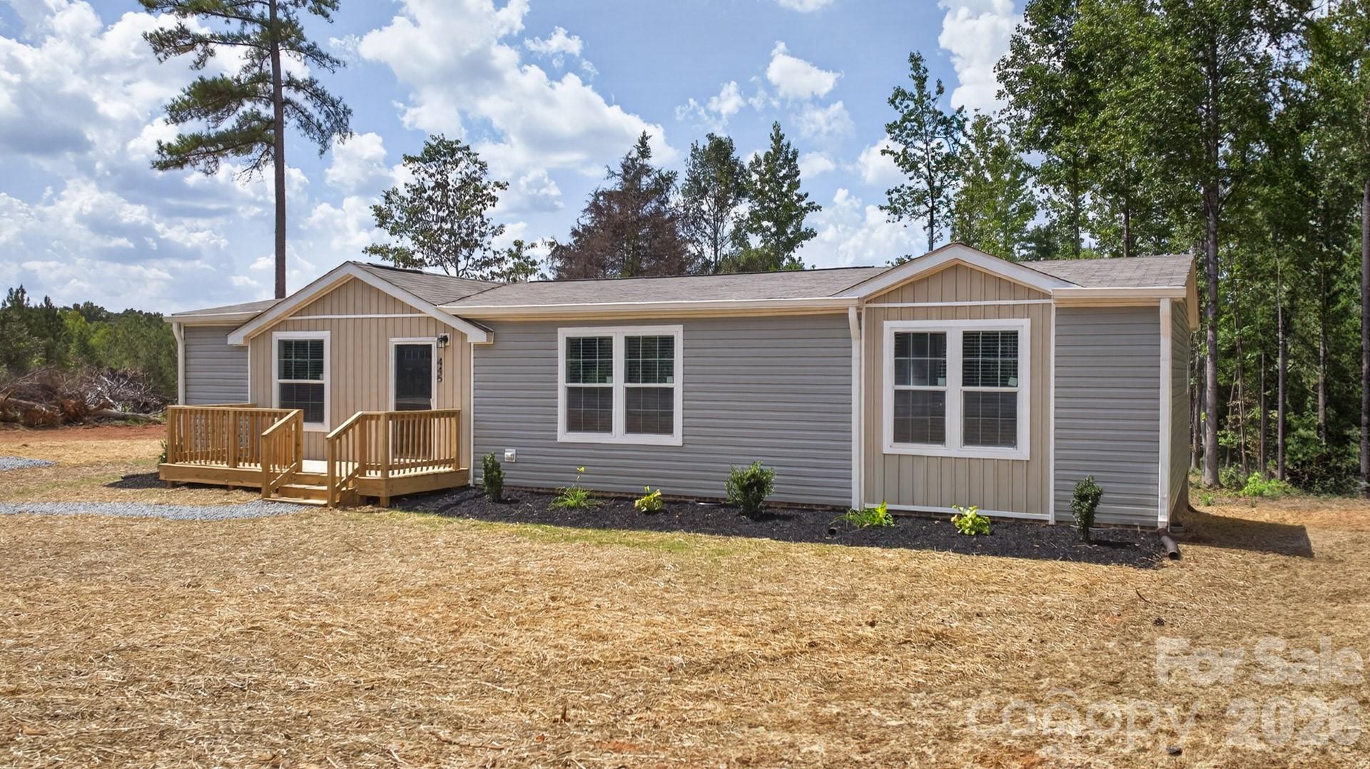 445 Kindley Road Property Photo 3