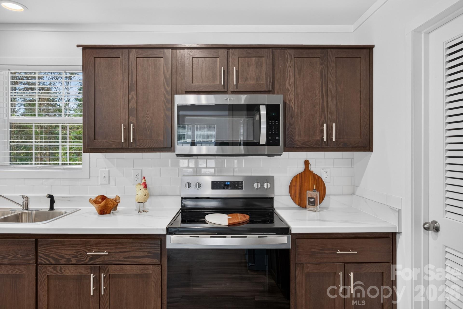 445 Kindley Road Property Photo 12