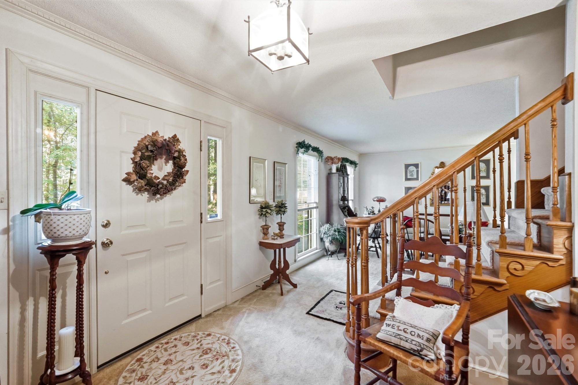 2504 Knights Court Property Photo 4