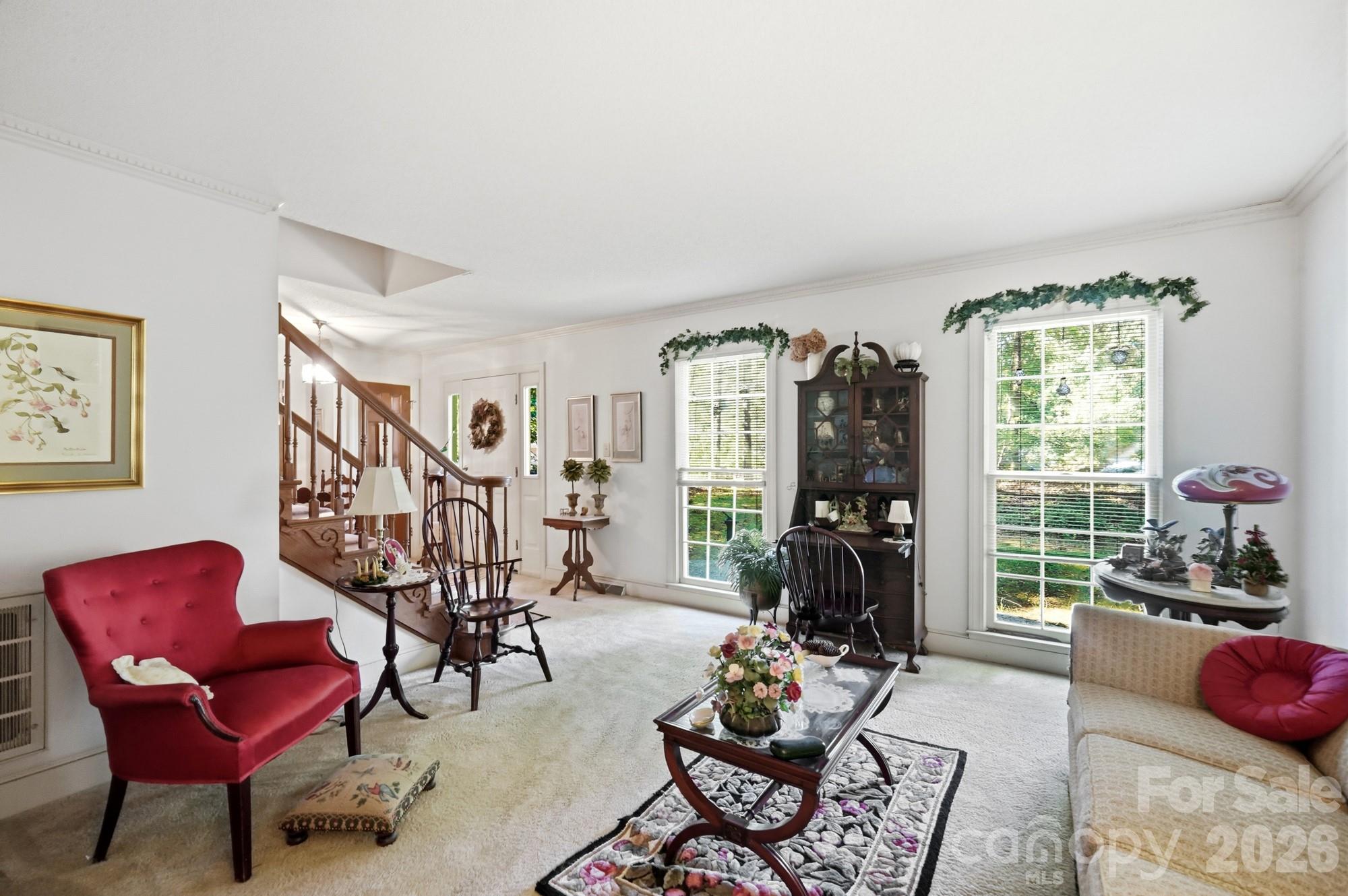 2504 Knights Court Property Photo 7