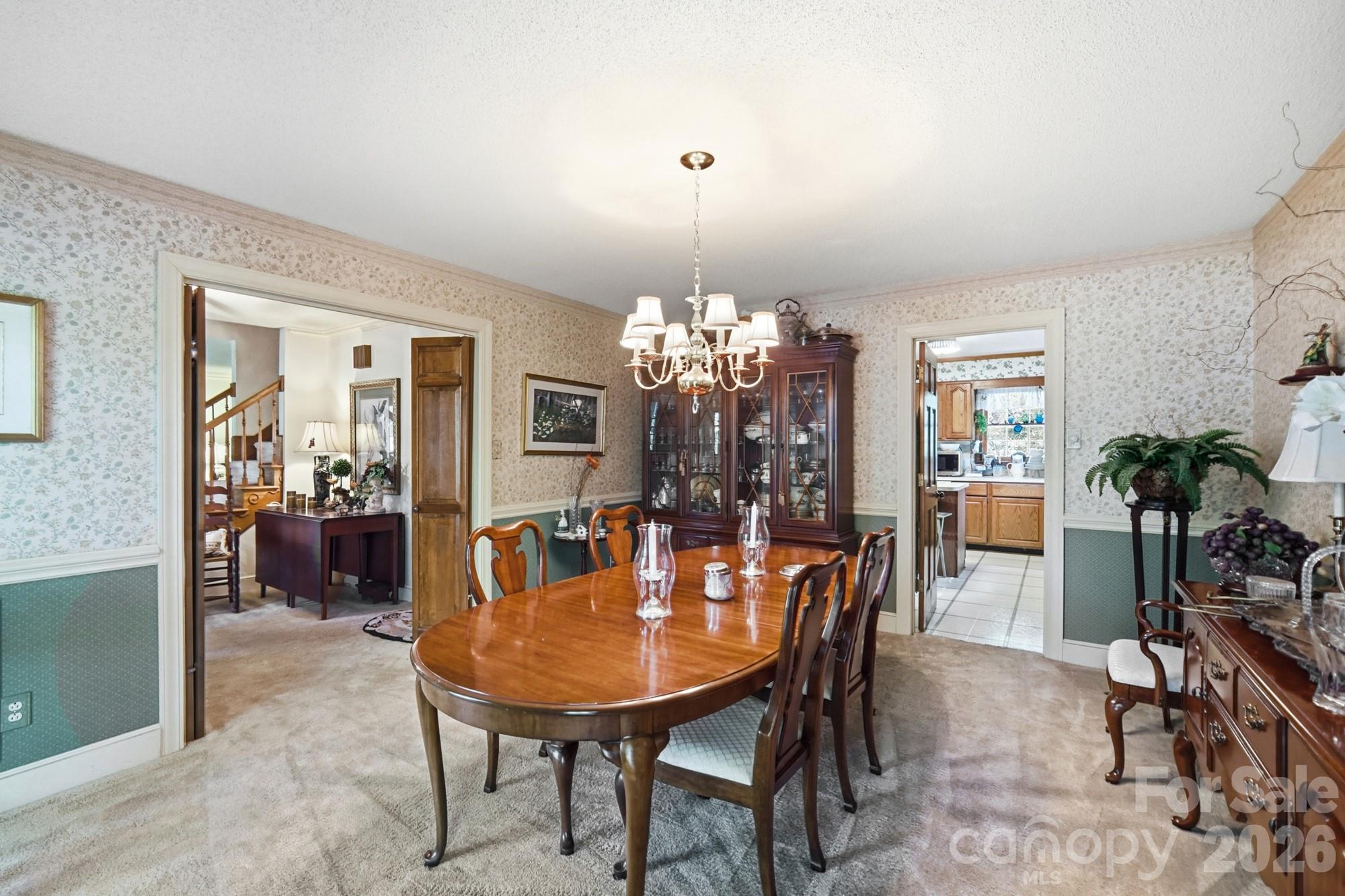 2504 Knights Court Property Photo 10