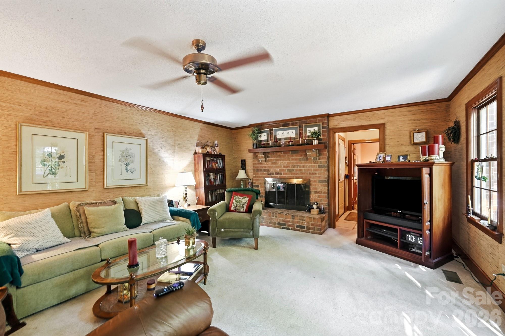 2504 Knights Court Property Photo 17