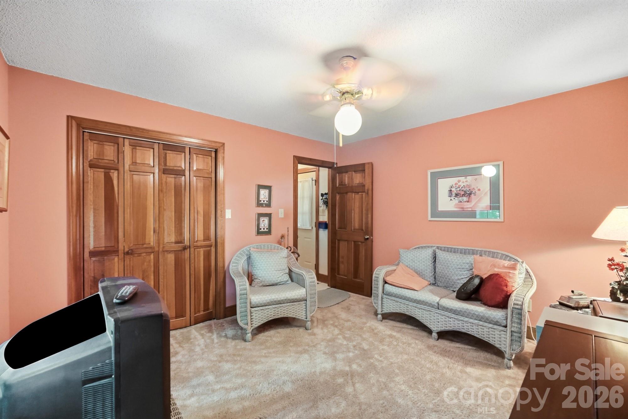 2504 Knights Court Property Photo 22