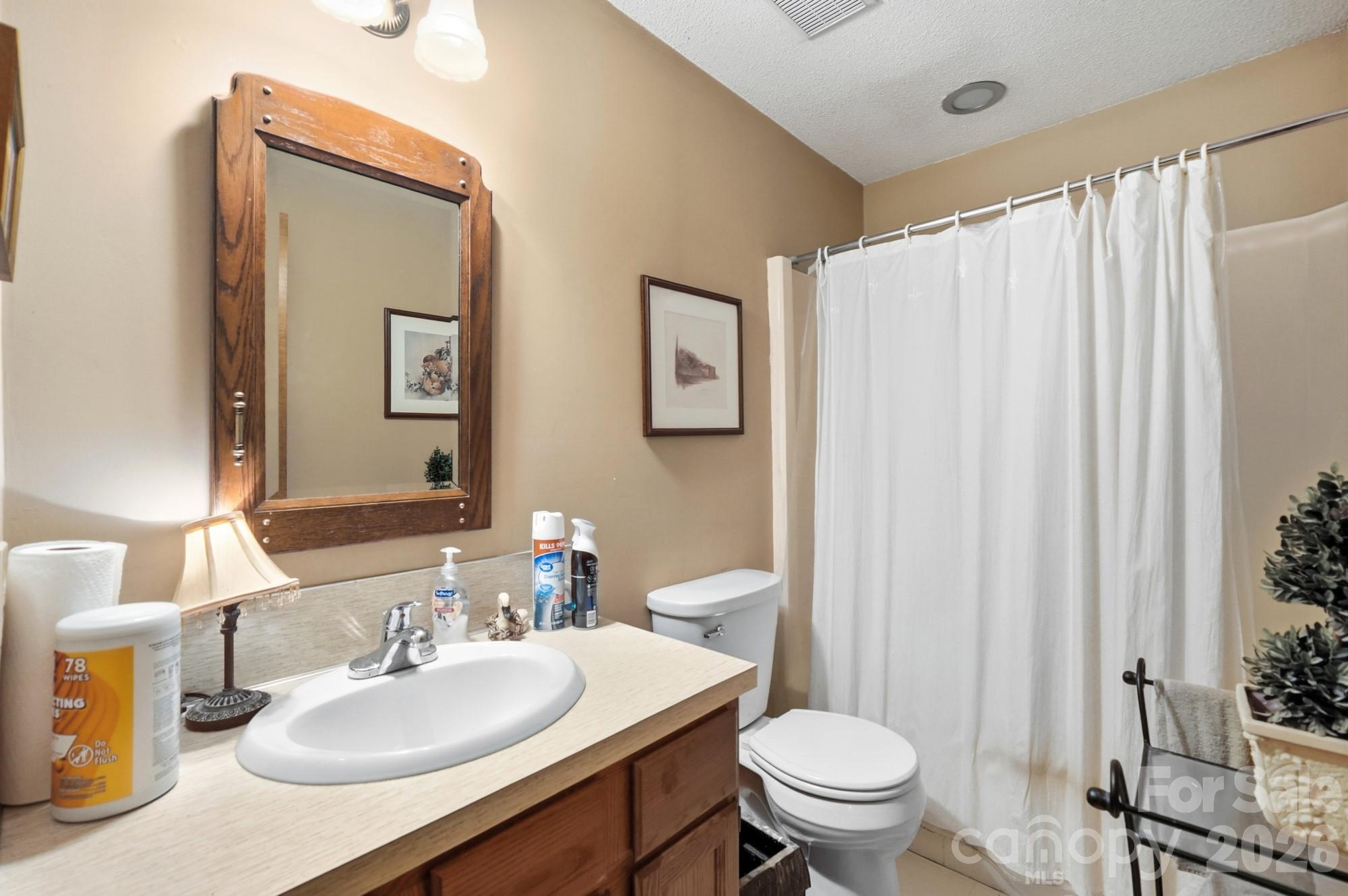 2504 Knights Court Property Photo 23