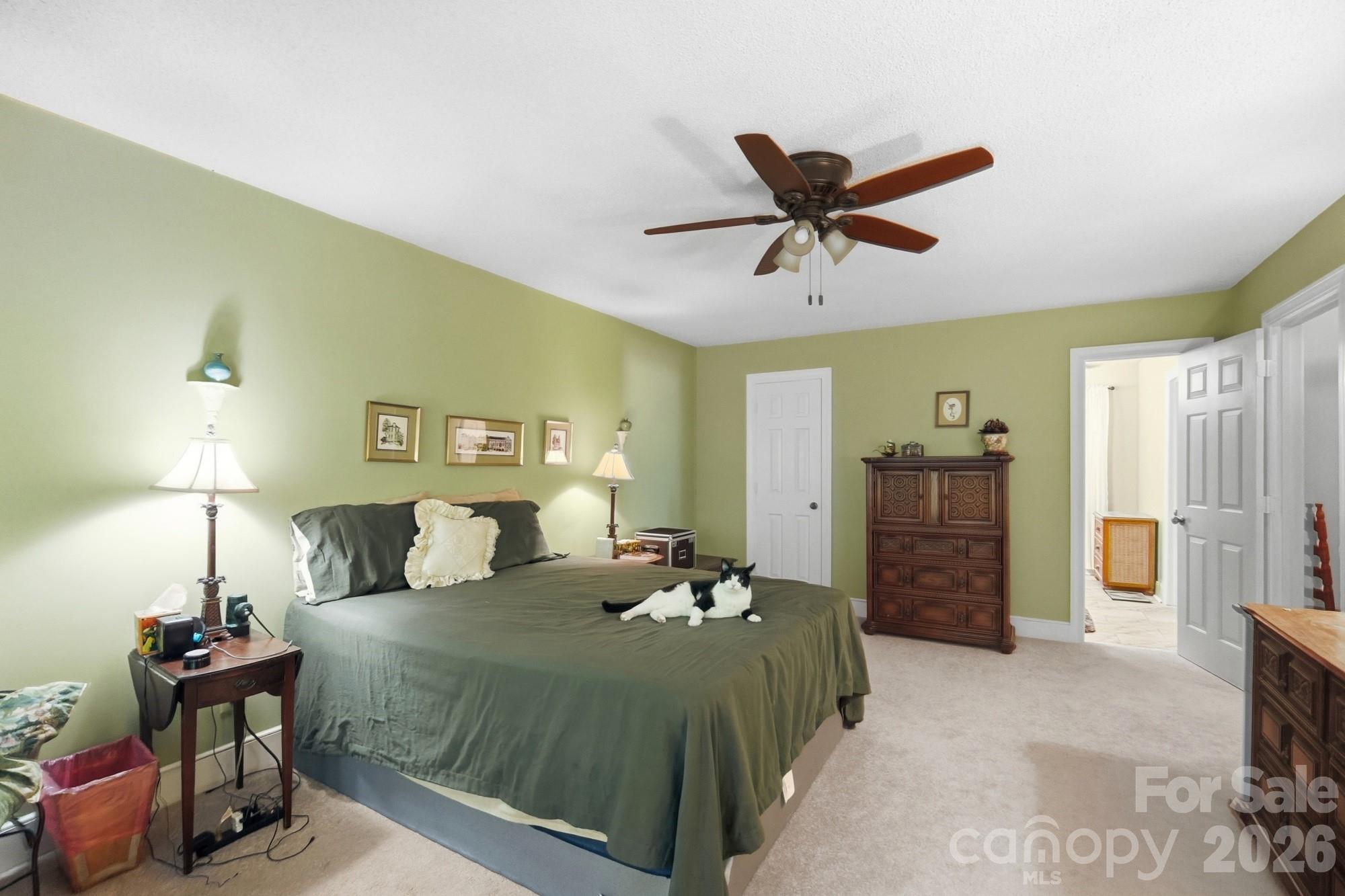 2504 Knights Court Property Photo 29