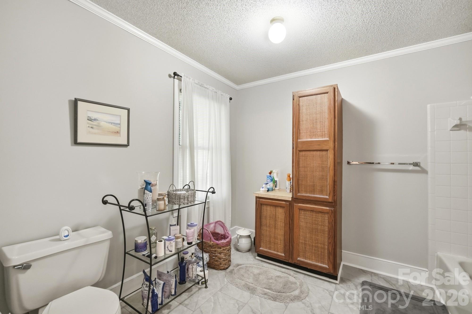 2504 Knights Court Property Photo 33