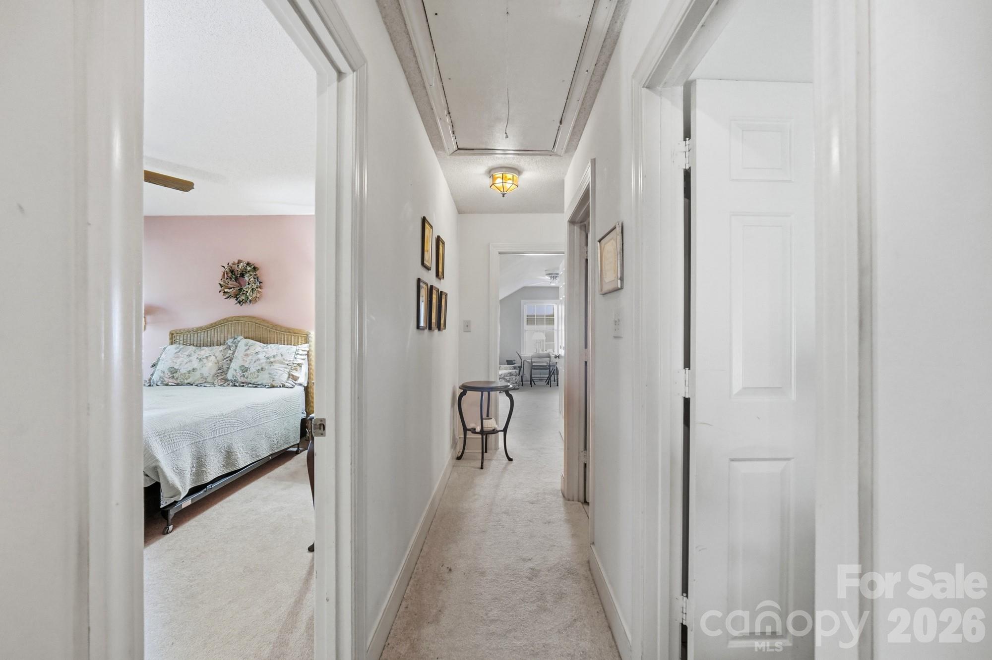 2504 Knights Court Property Photo 35