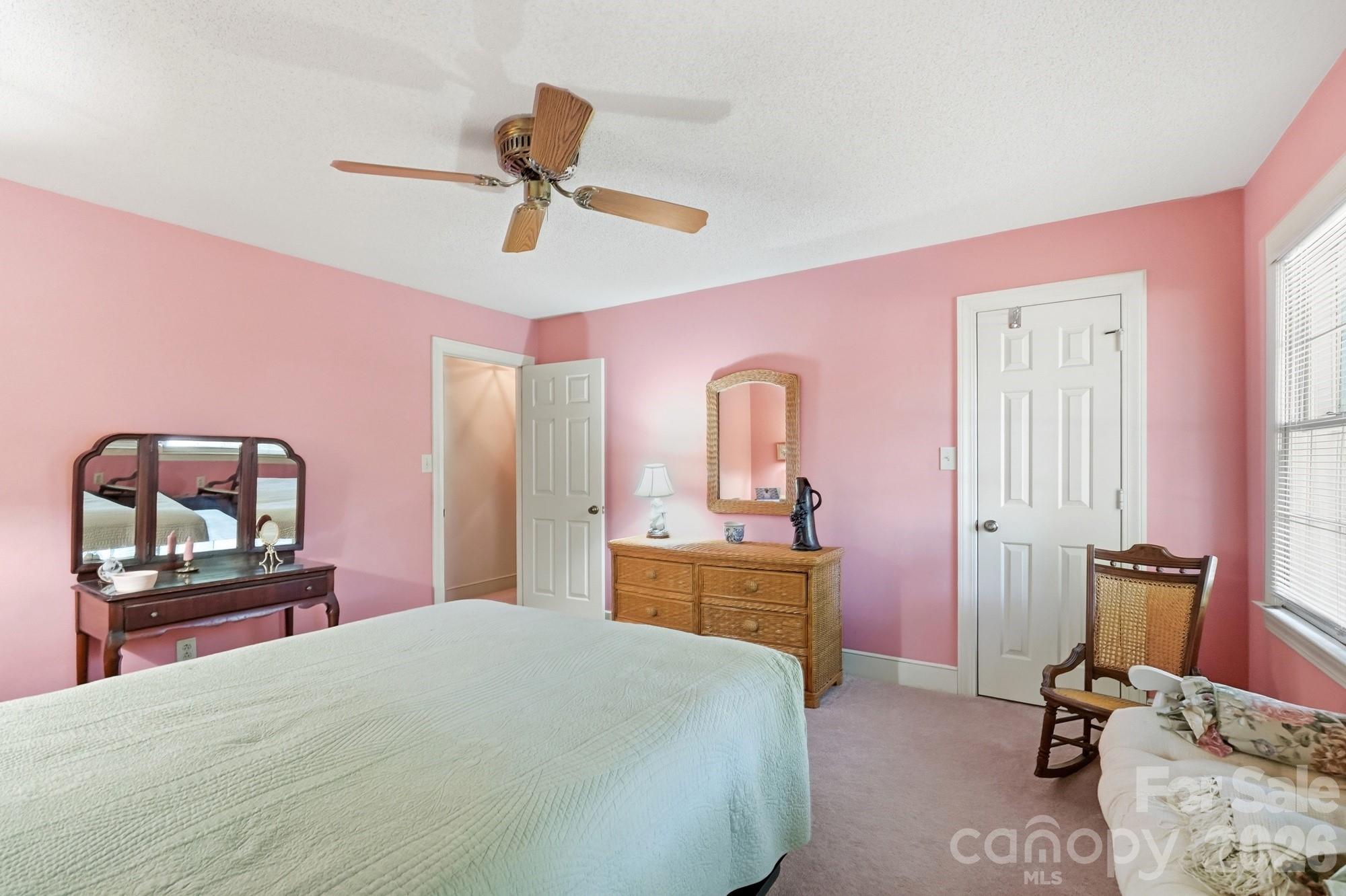 2504 Knights Court Property Photo 37