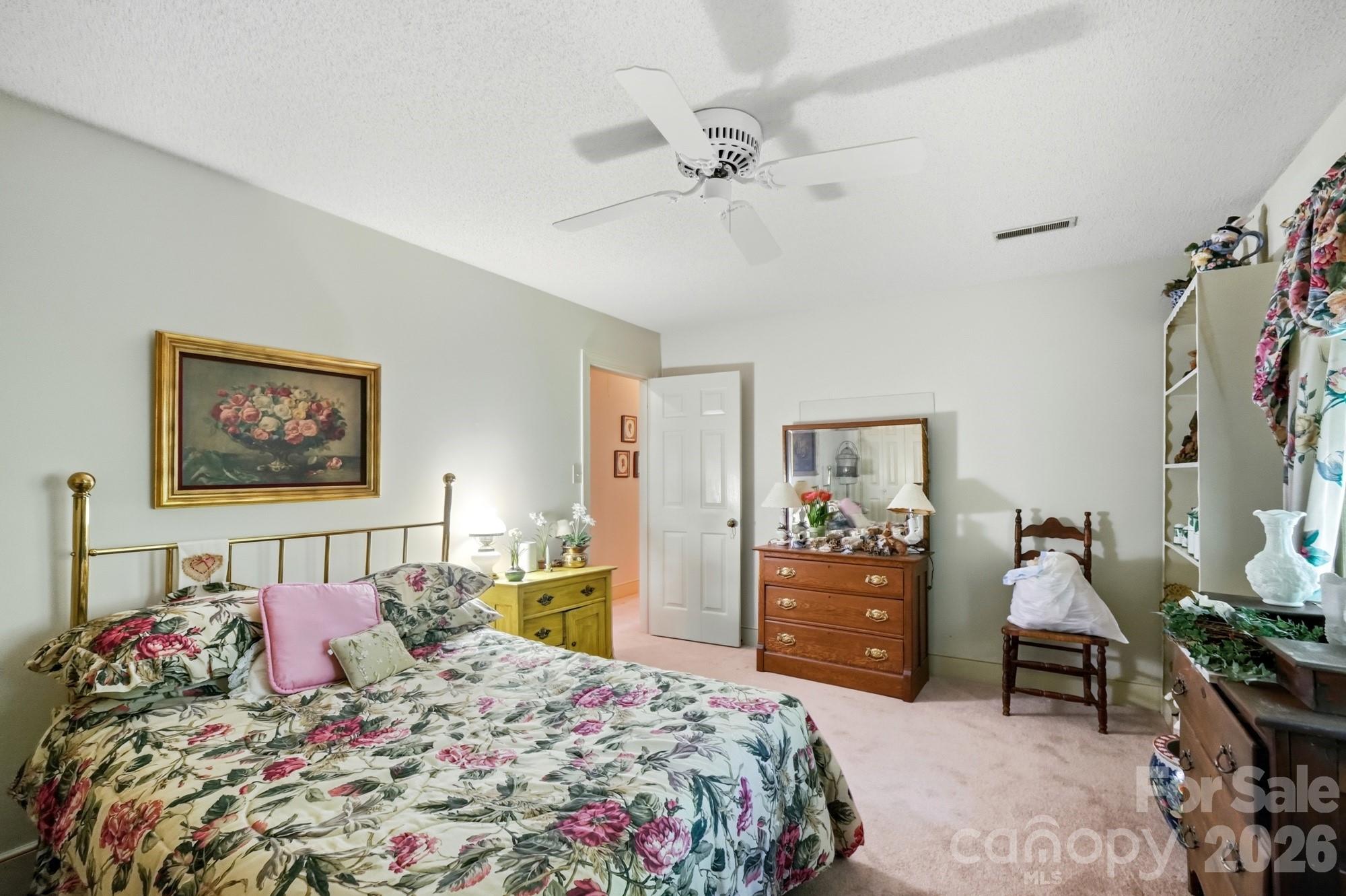 2504 Knights Court Property Photo 39
