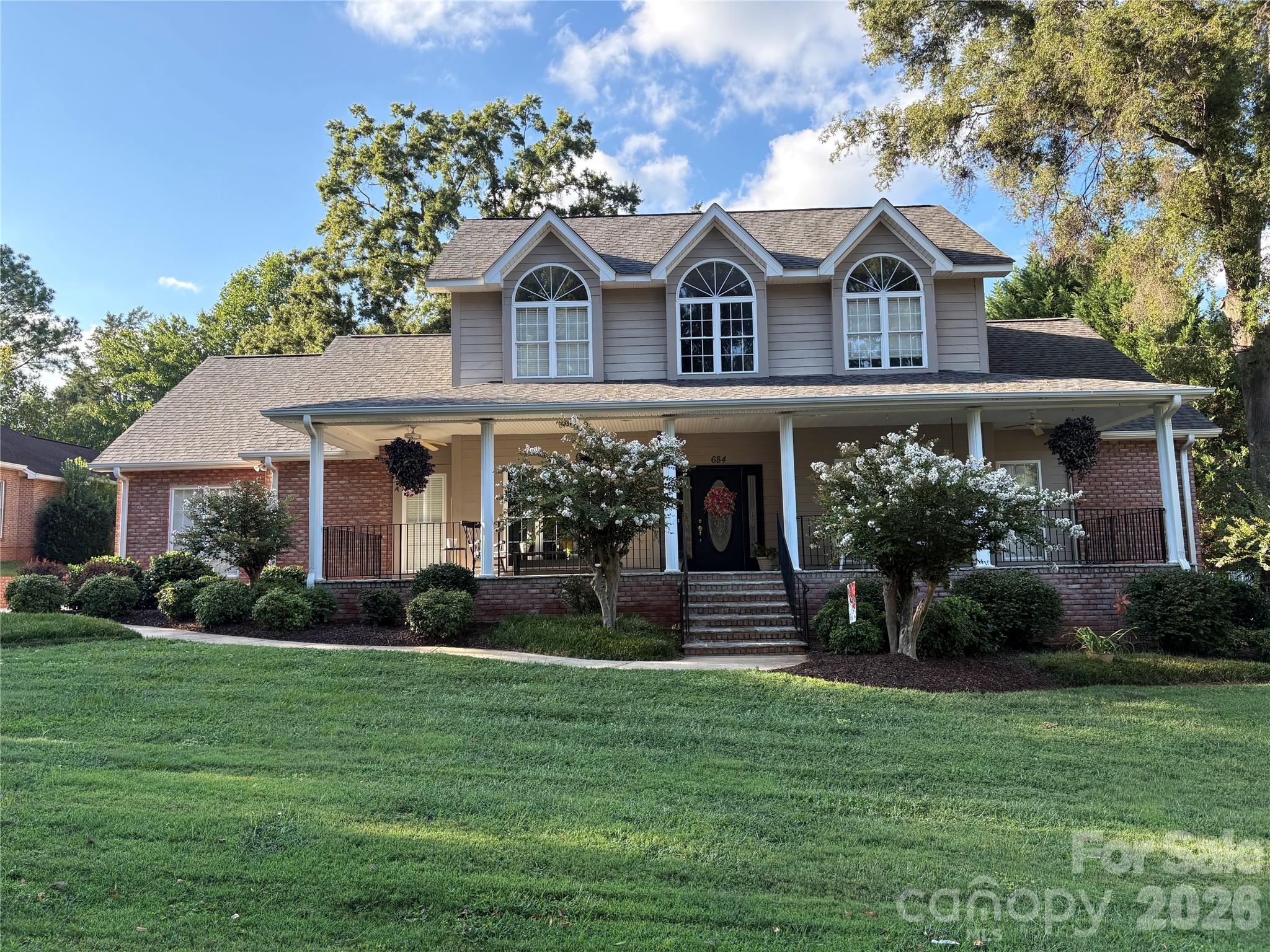 684 Millswood Drive Property Photo 1