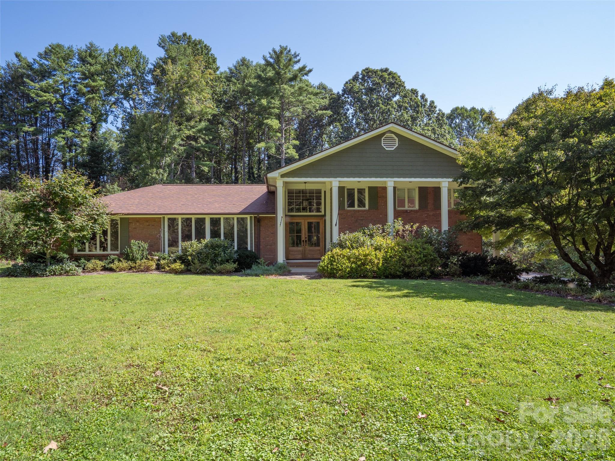 73 Redwood Street Property Photo 1
