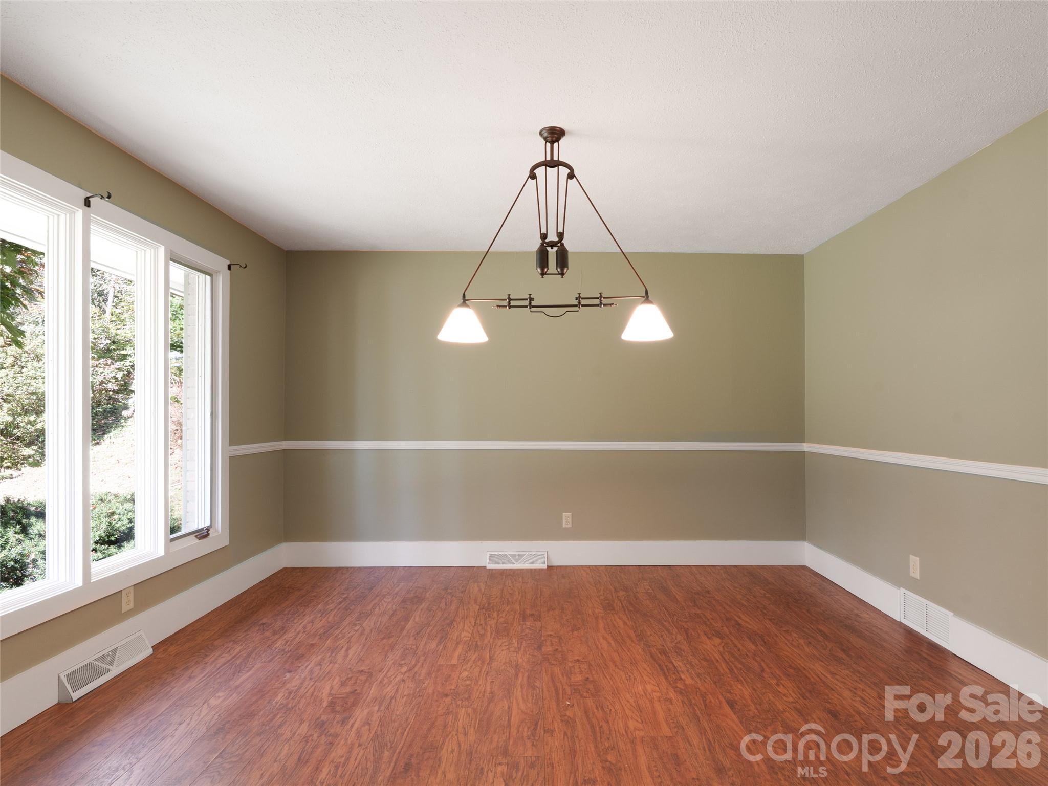 73 Redwood Street Property Photo 8