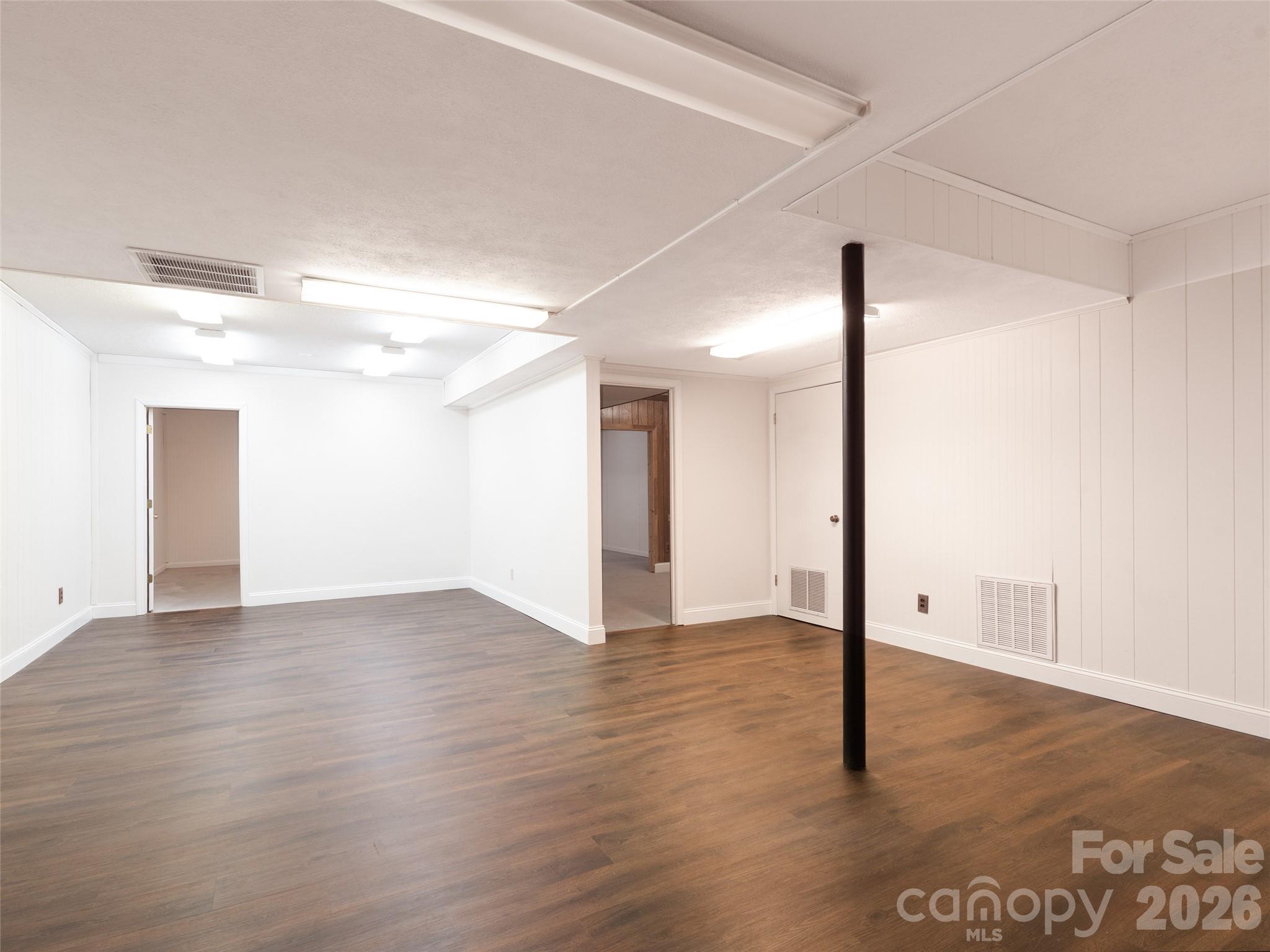 73 Redwood Street Property Photo 32