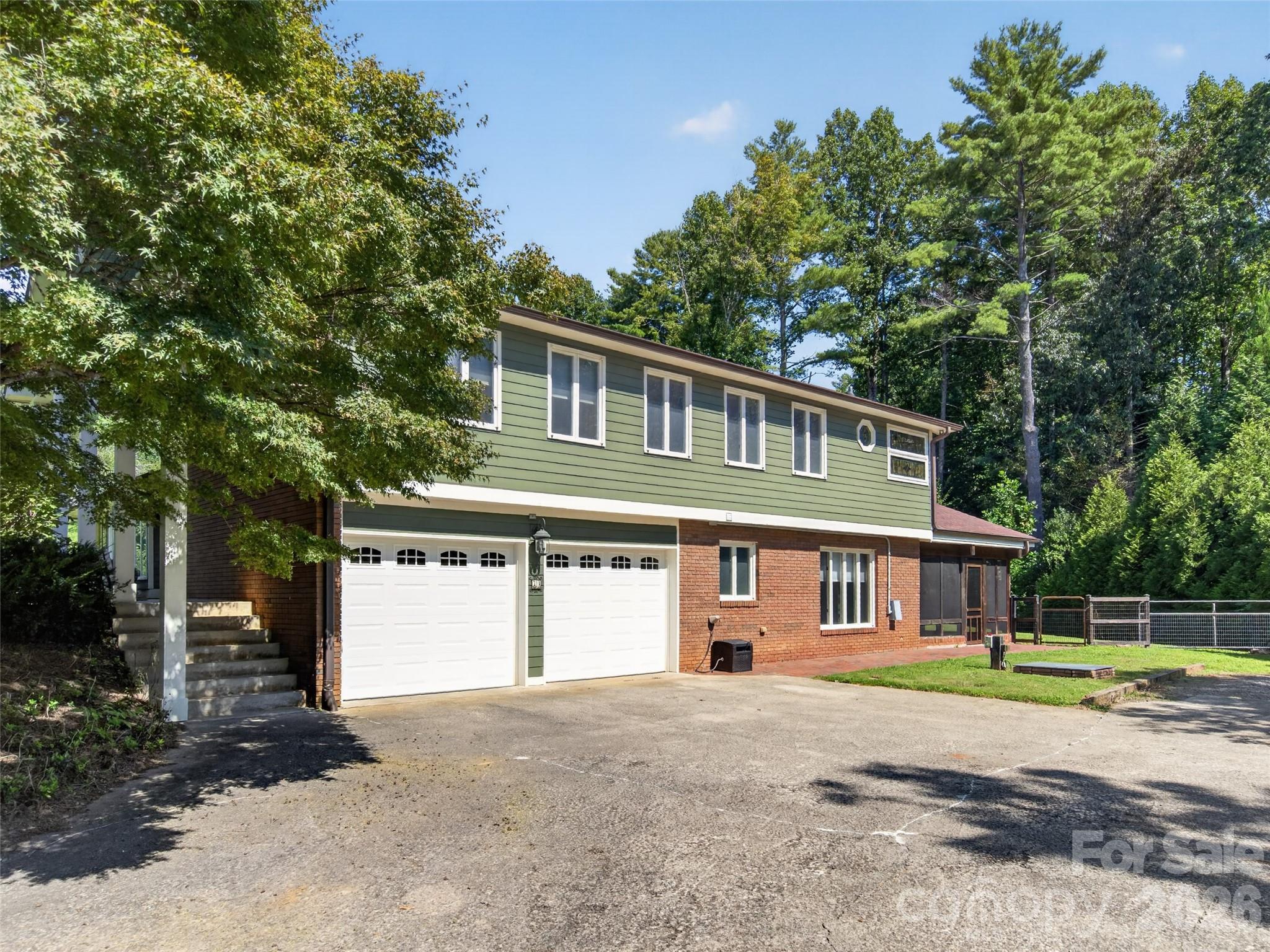 73 Redwood Street Property Photo 36