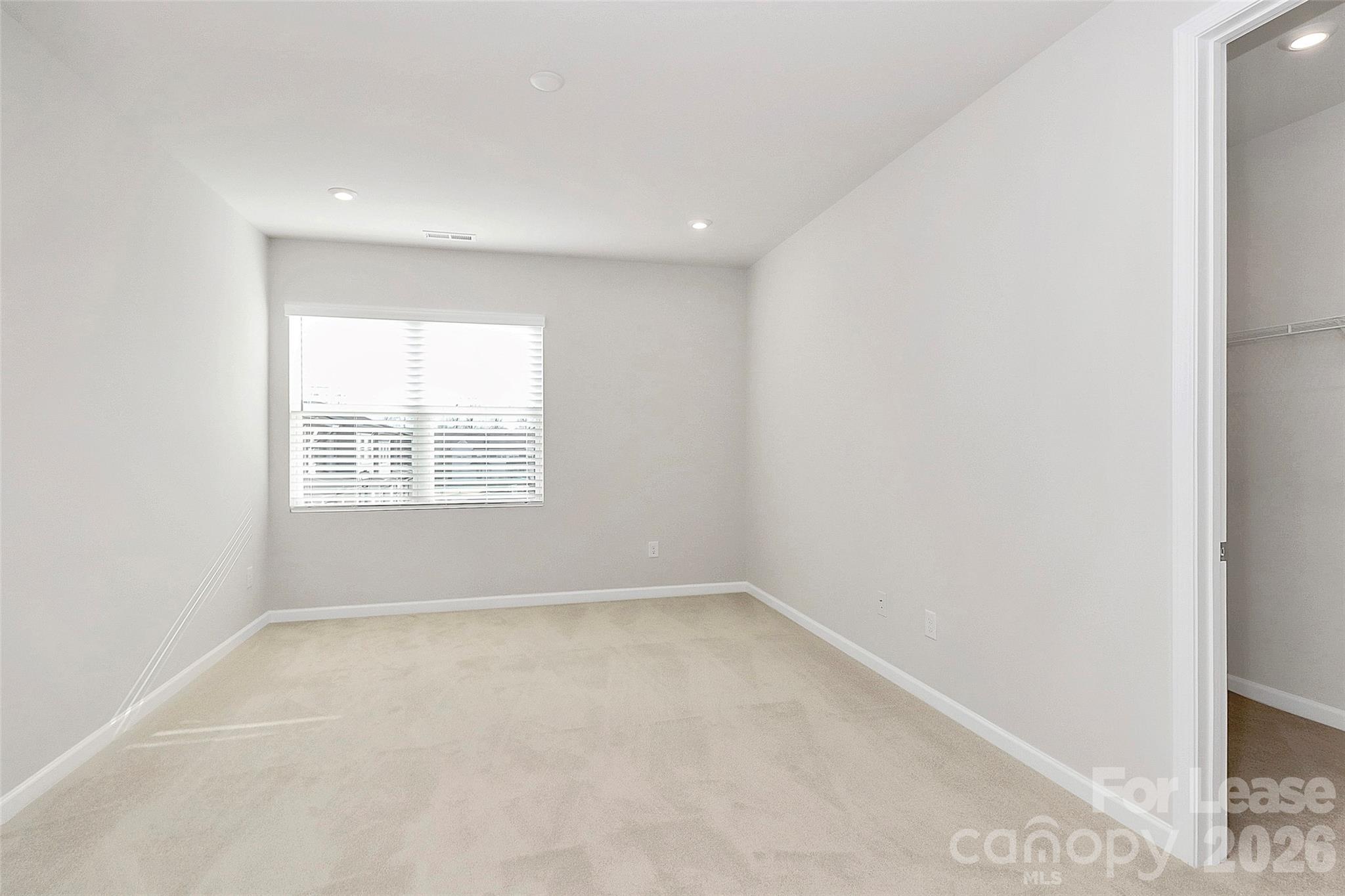 2153 Endeavor Run Property Photo 17