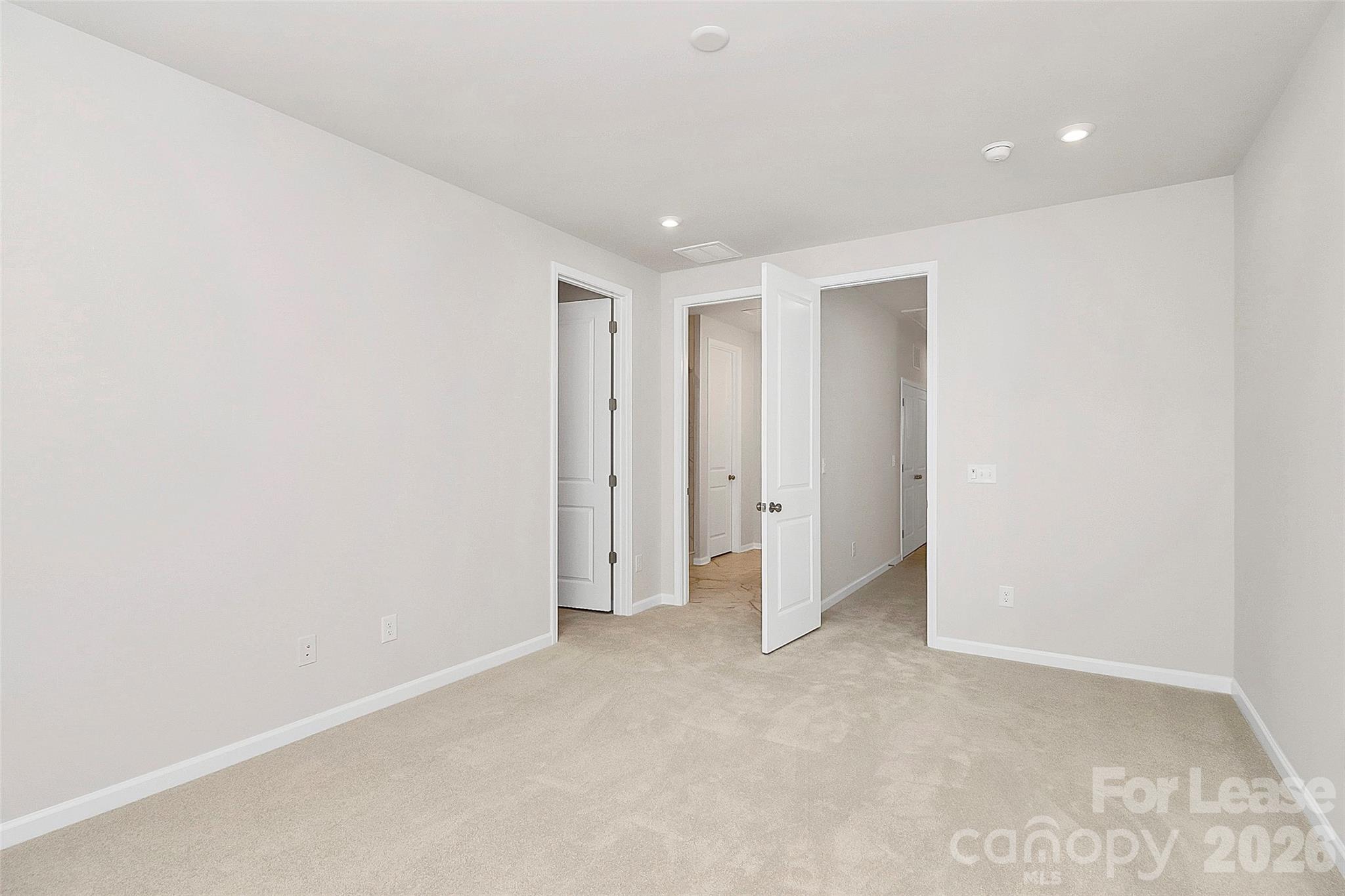 2153 Endeavor Run Property Photo 18