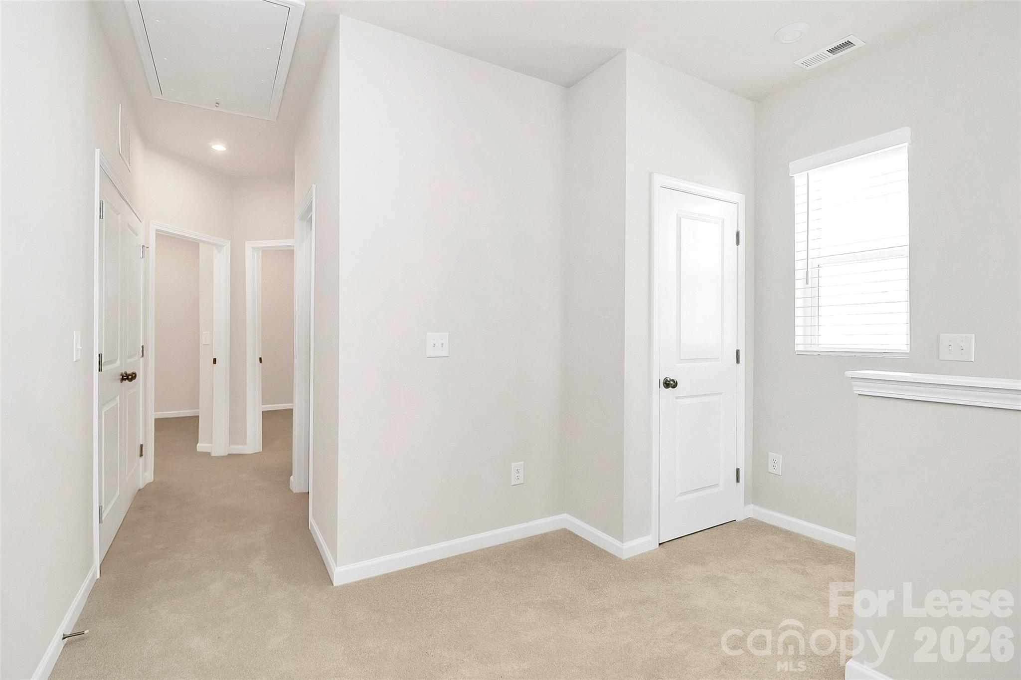 2153 Endeavor Run Property Photo 23