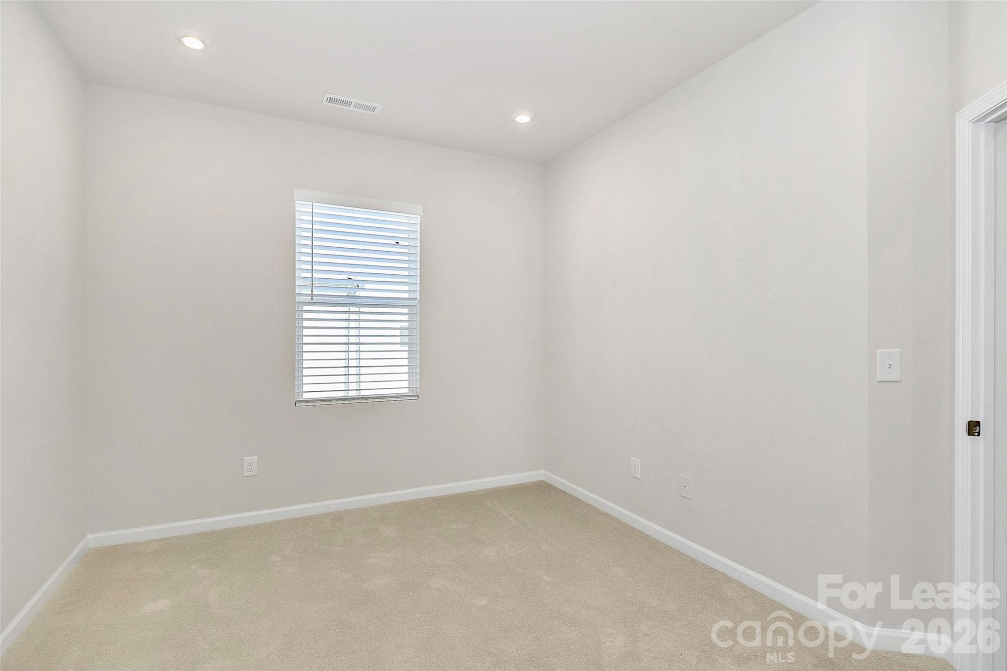 2153 Endeavor Run Property Photo 28
