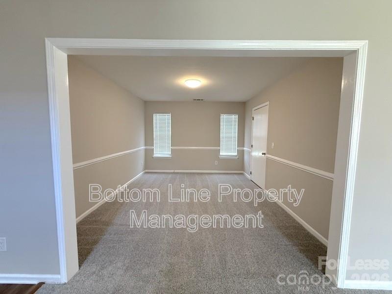 4133 Robinwood Drive Property Photo 6