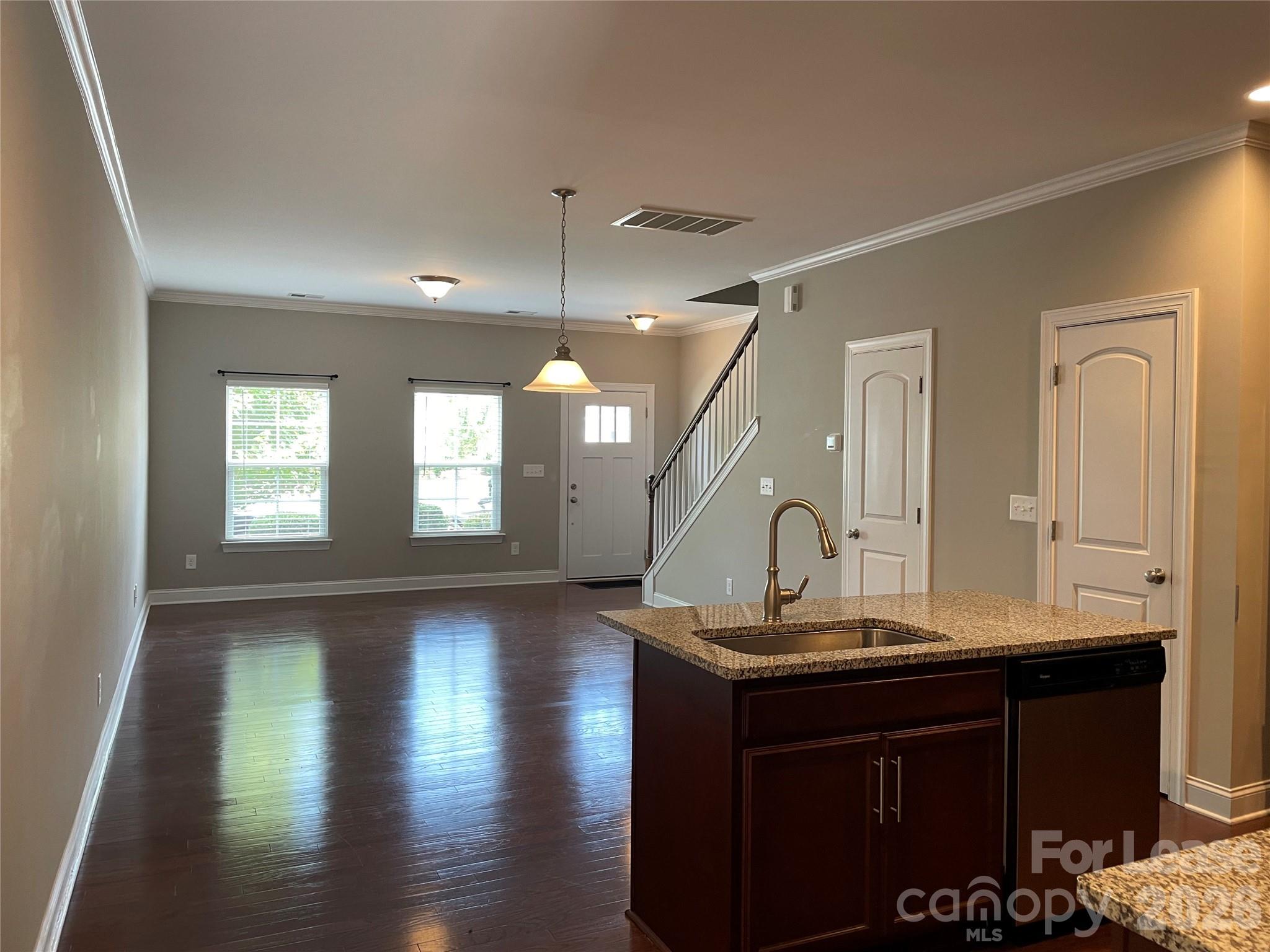 2510 Gallery Drive Property Photo 3