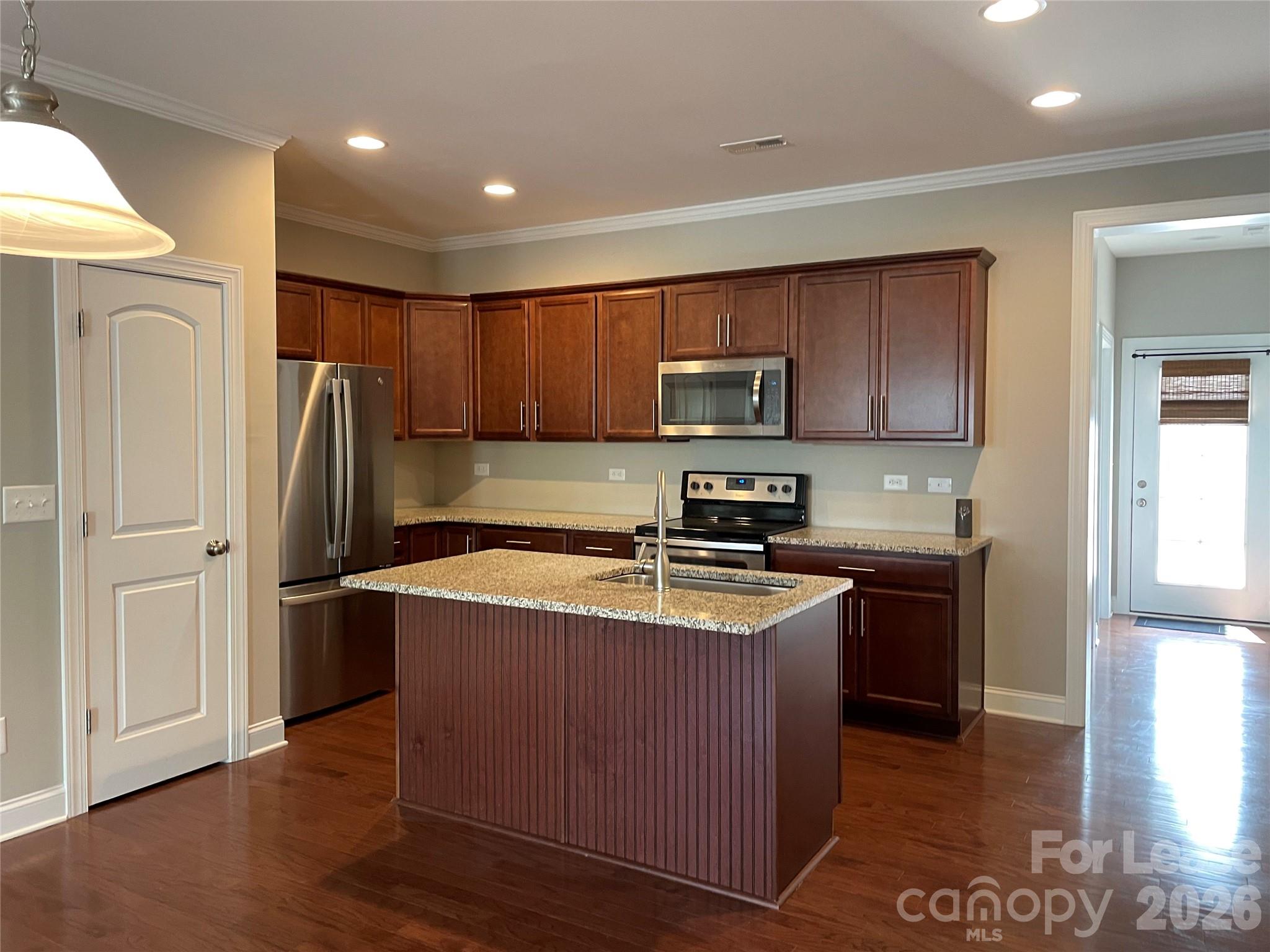 2510 Gallery Drive Property Photo 4
