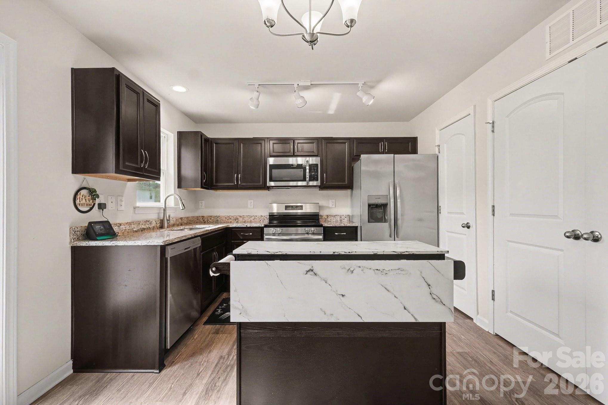 117 Barron Boulevard Property Photo 10