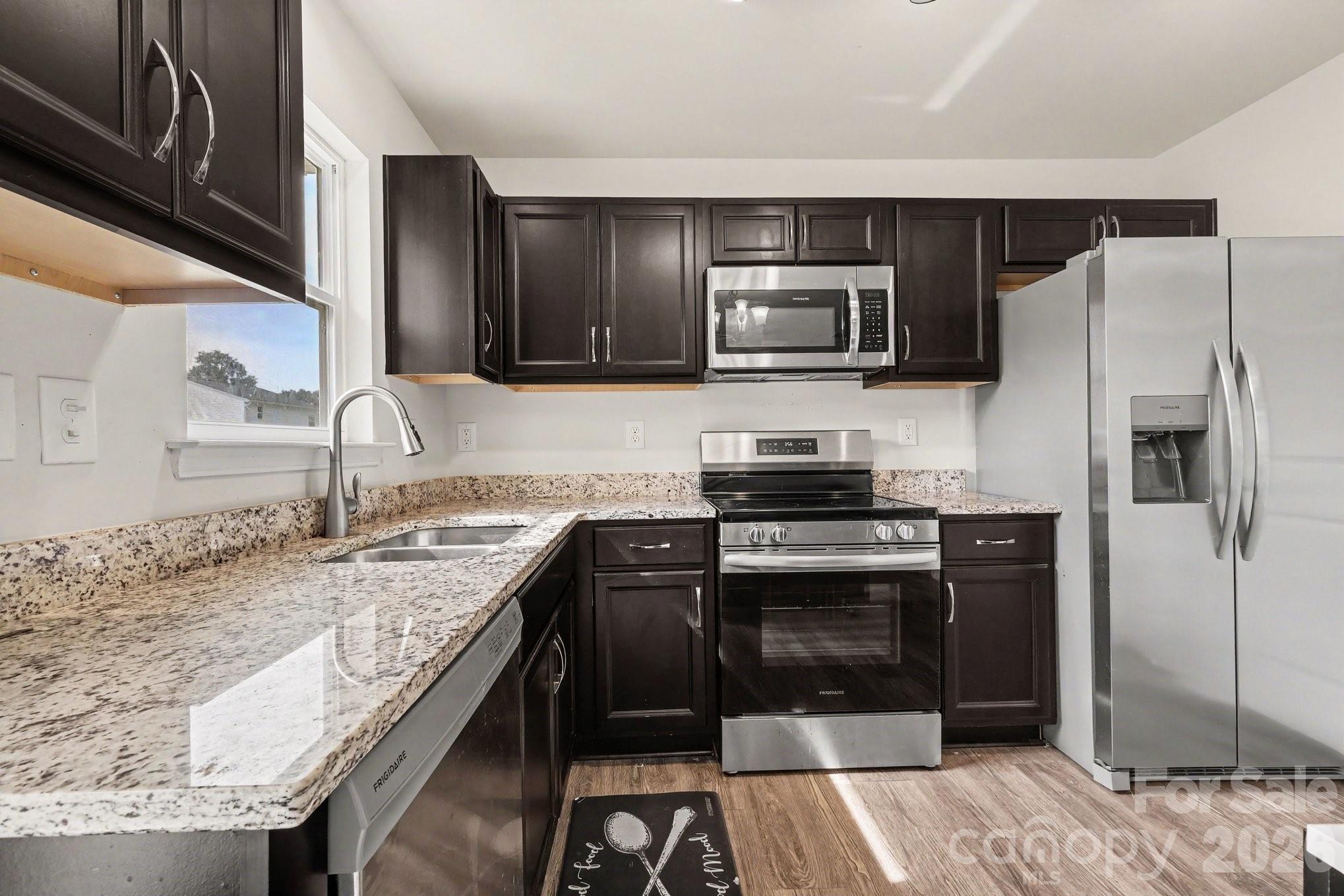 117 Barron Boulevard Property Photo 12
