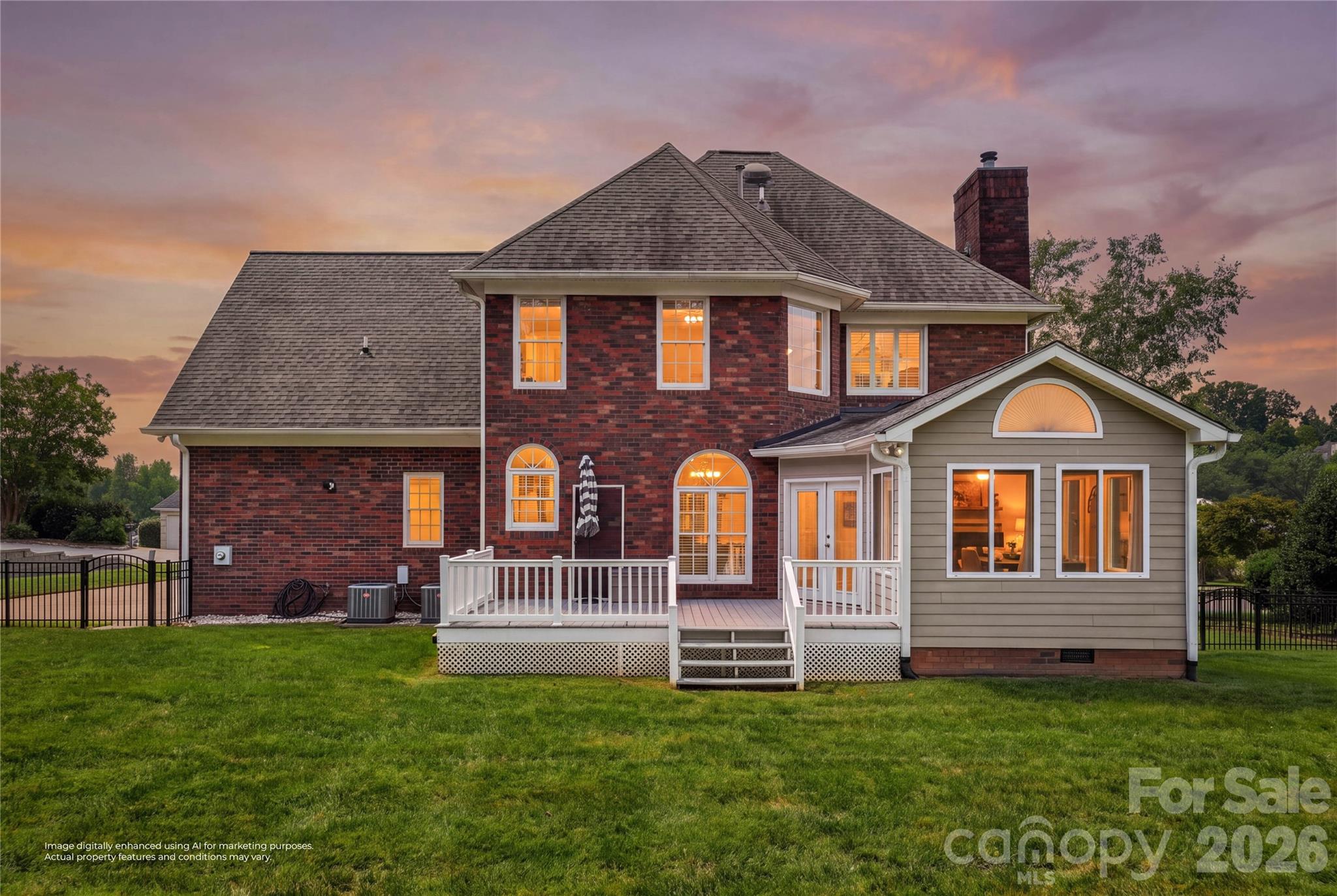 182 E Tattersall Drive Property Photo 3