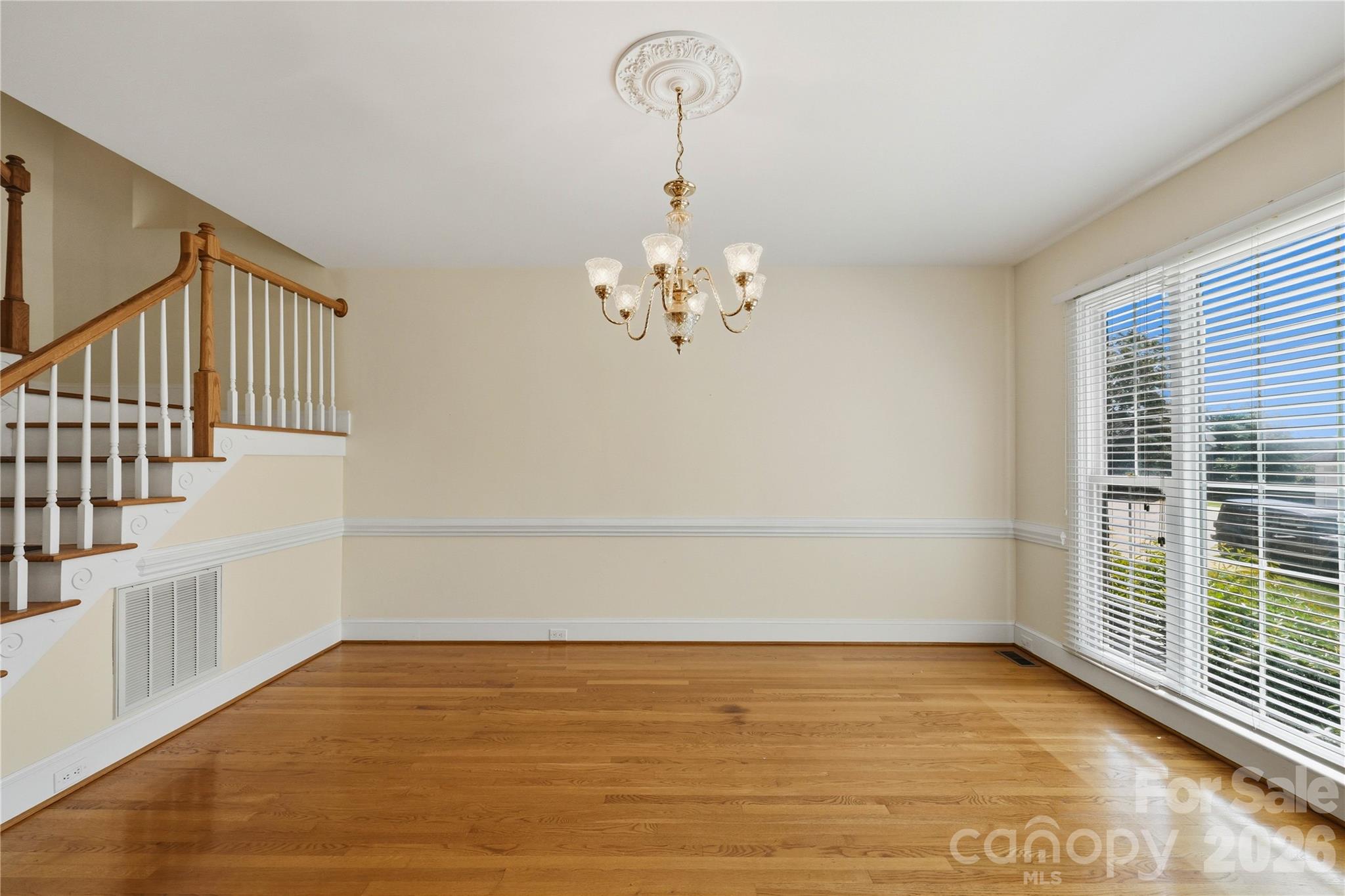 182 E Tattersall Drive Property Photo 11
