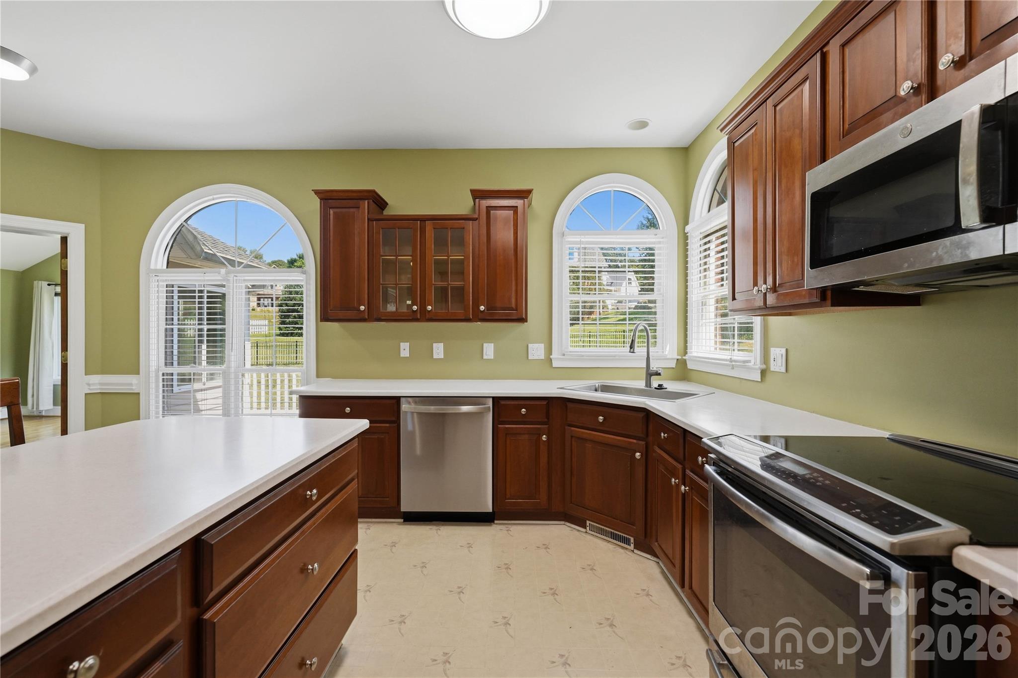 182 E Tattersall Drive Property Photo 27