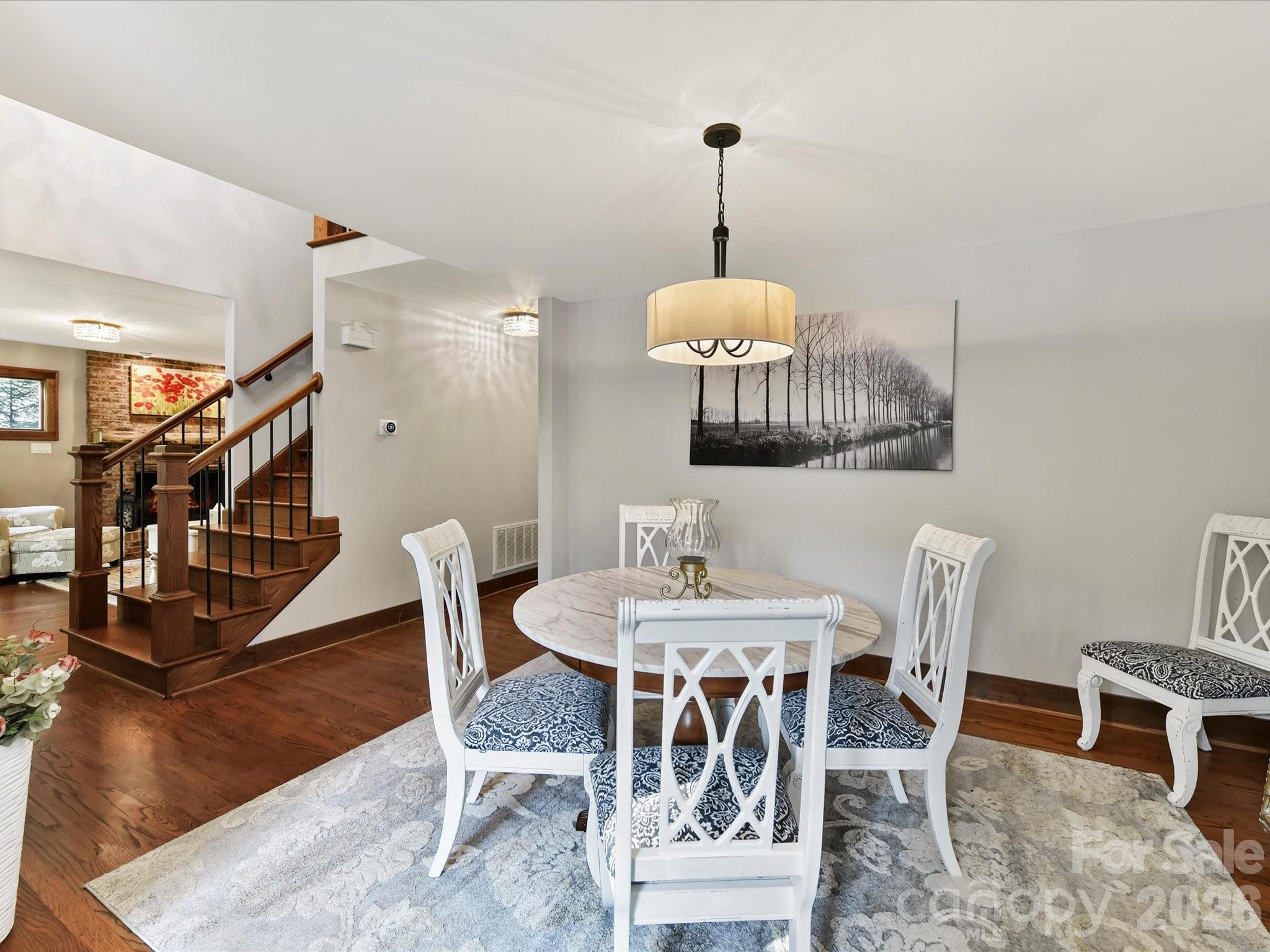 4514 Pendock Court Property Photo 14