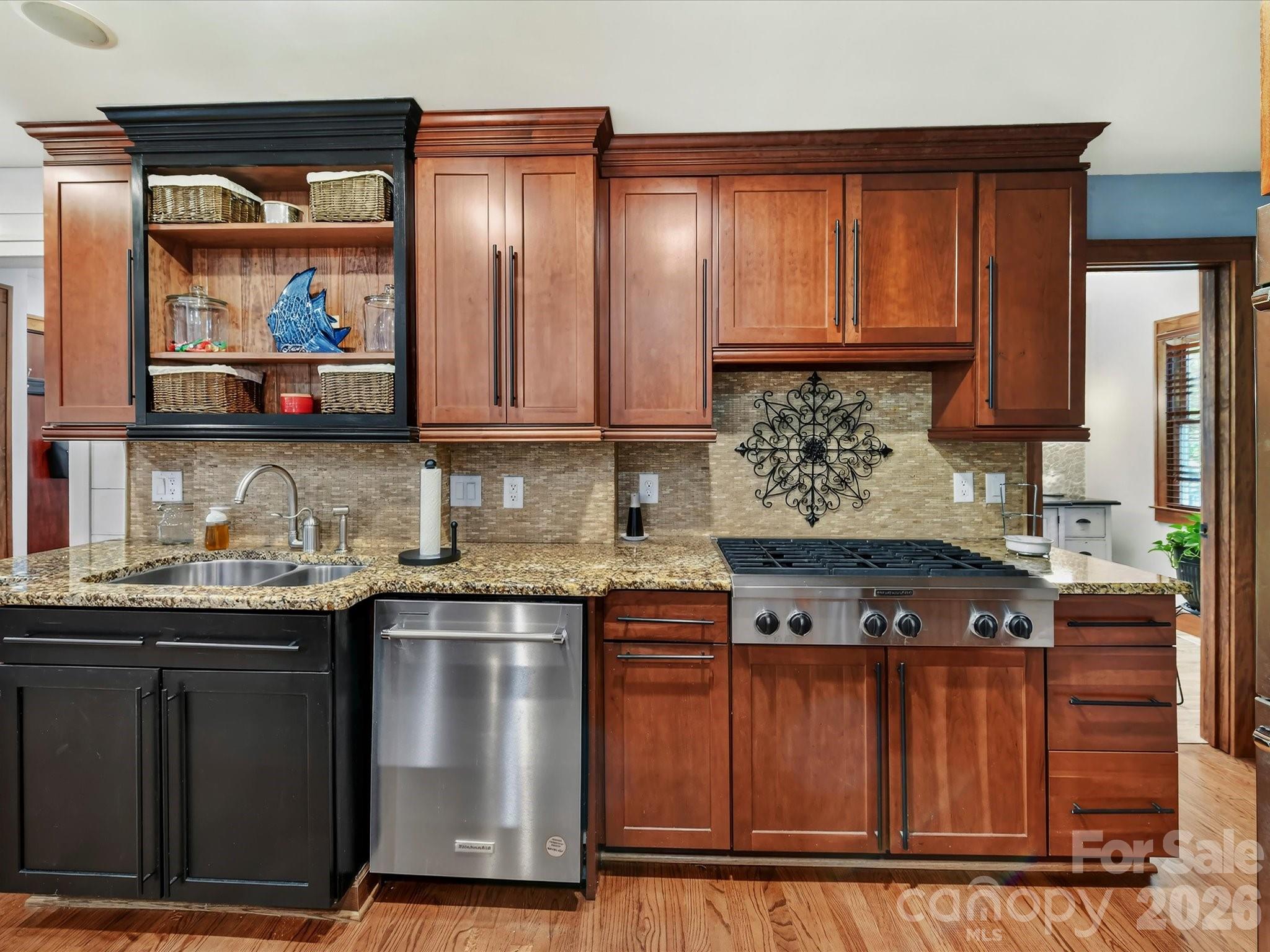 4514 Pendock Court Property Photo 19