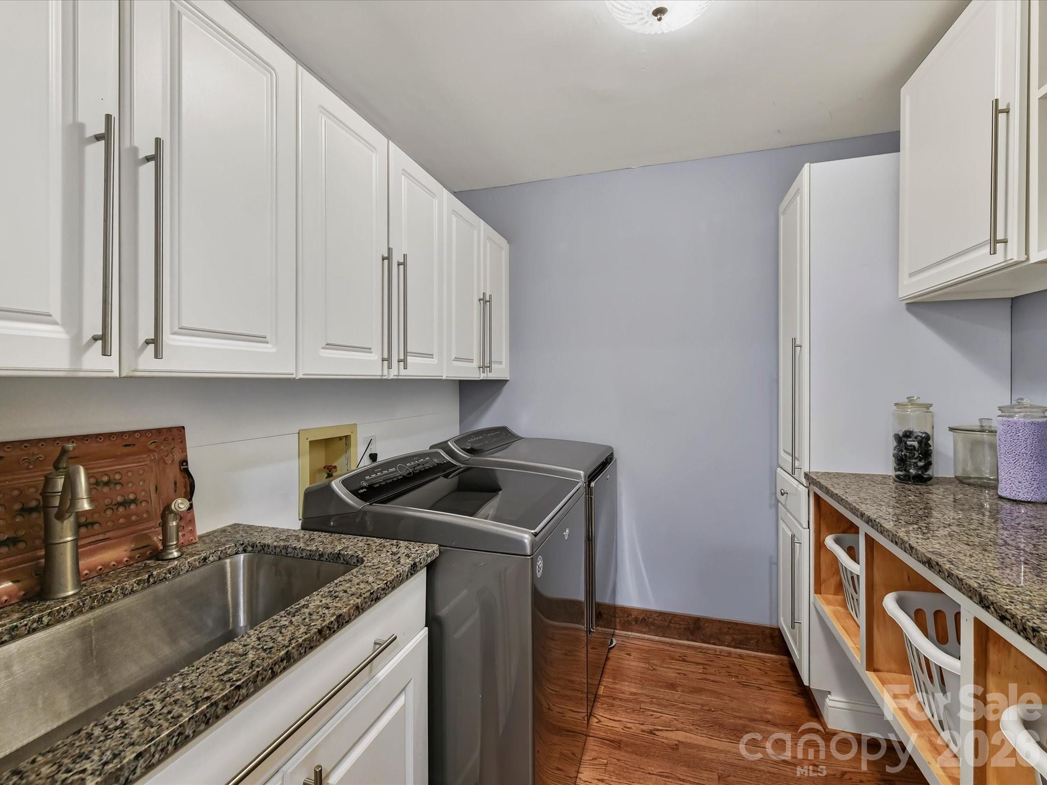 4514 Pendock Court Property Photo 27