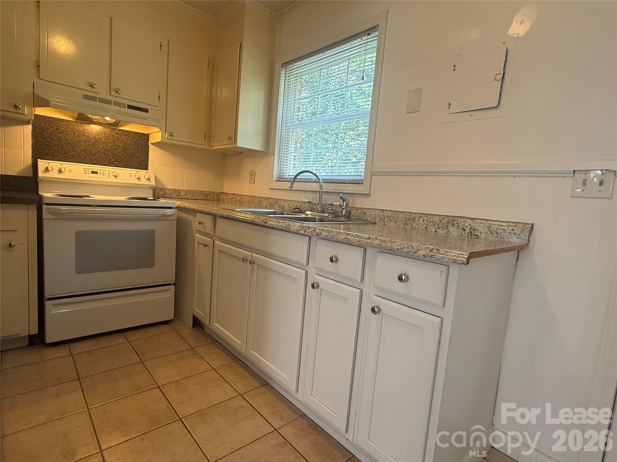 108 Durham Road Property Photo 7