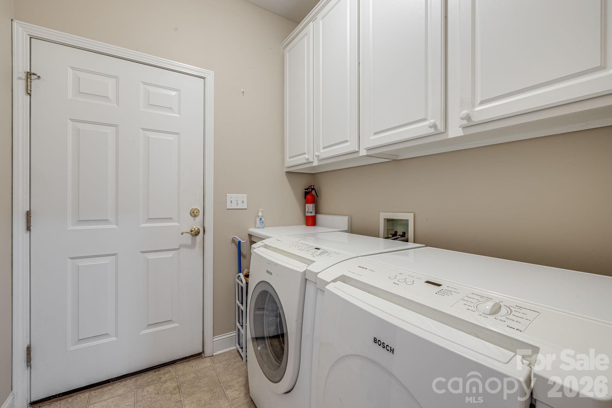 212 Carriage Springs Way Property Photo 16