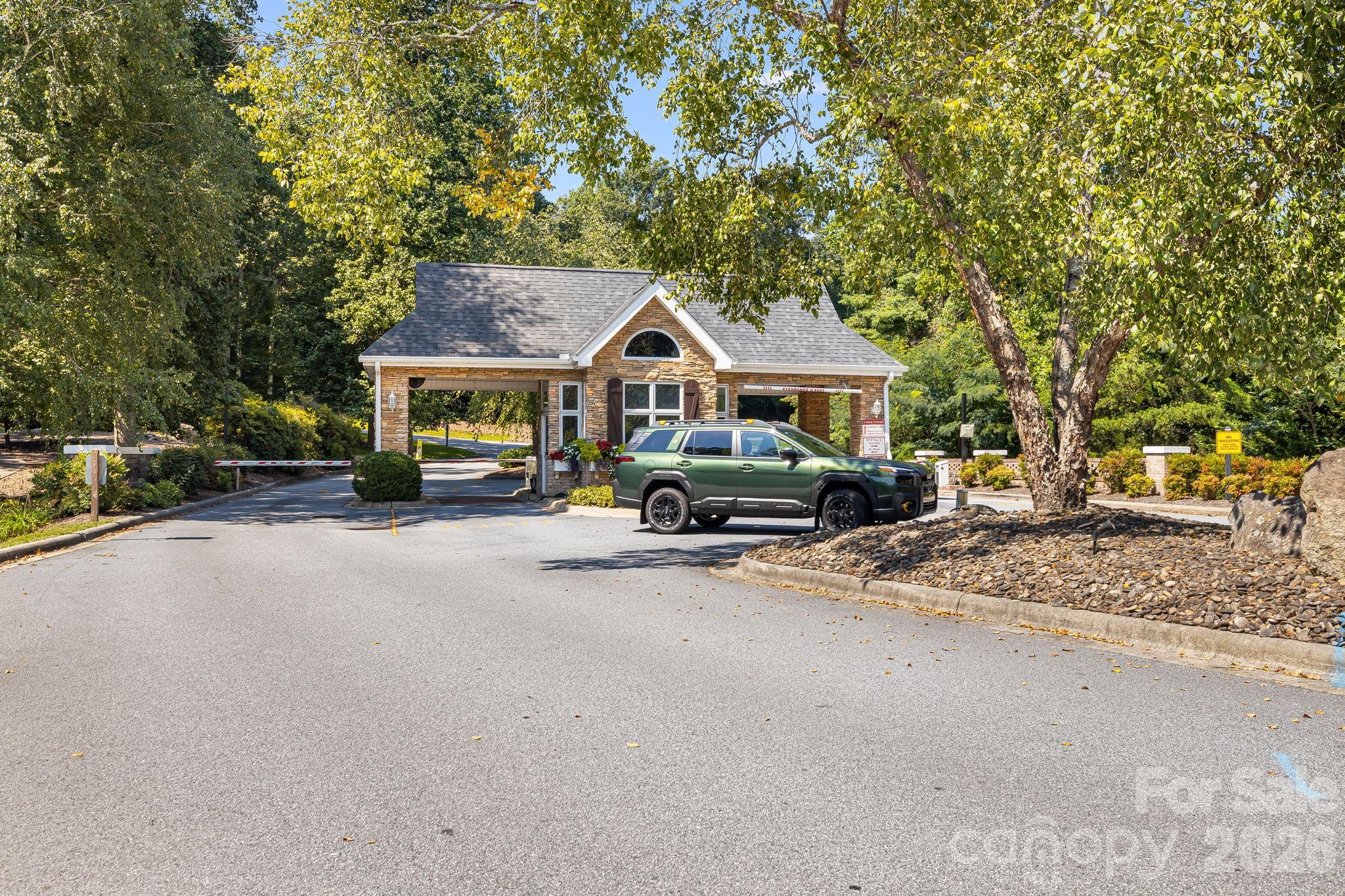212 Carriage Springs Way Property Photo 45