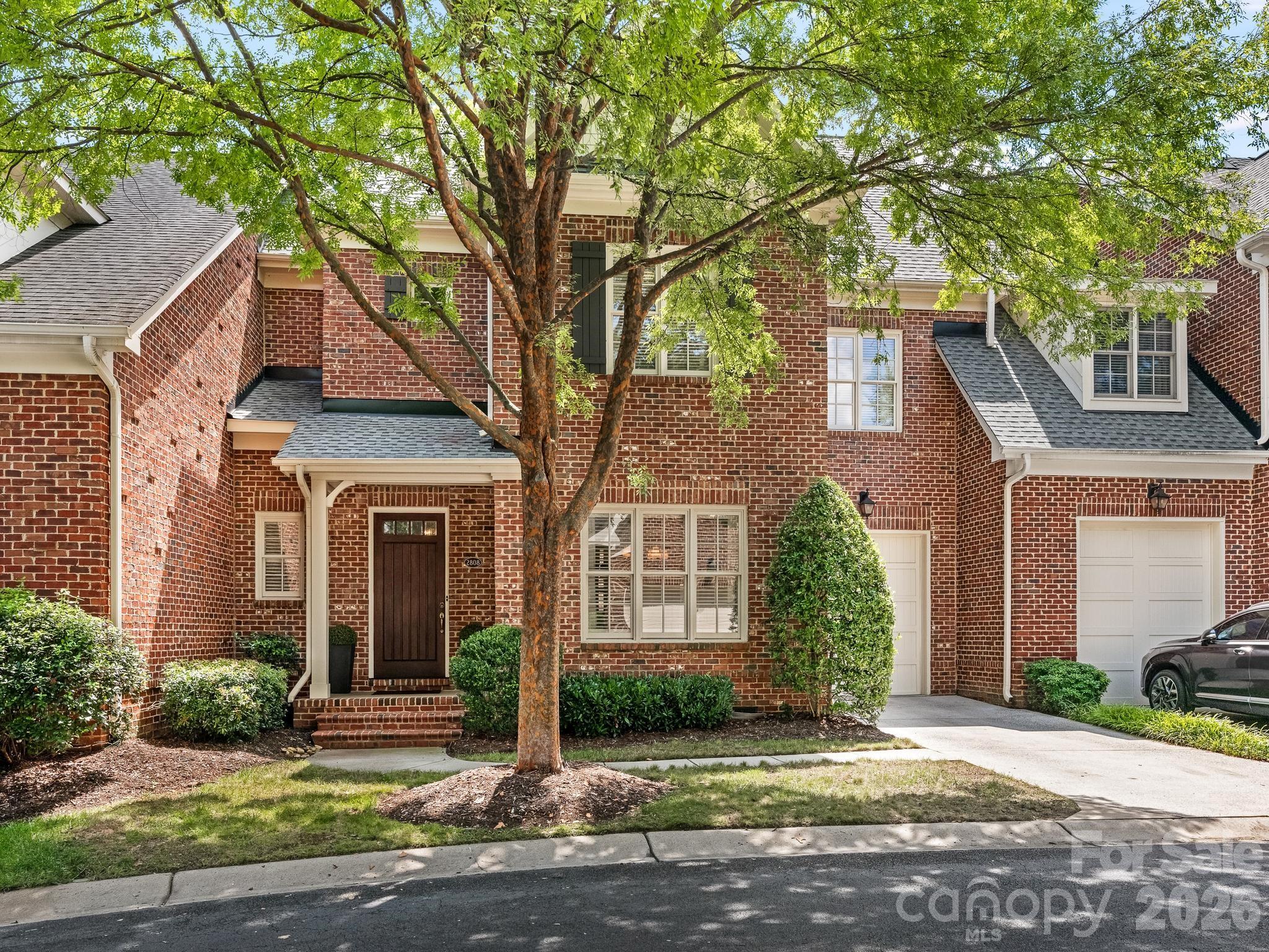 2808 Gablestone Way Property Photo 1