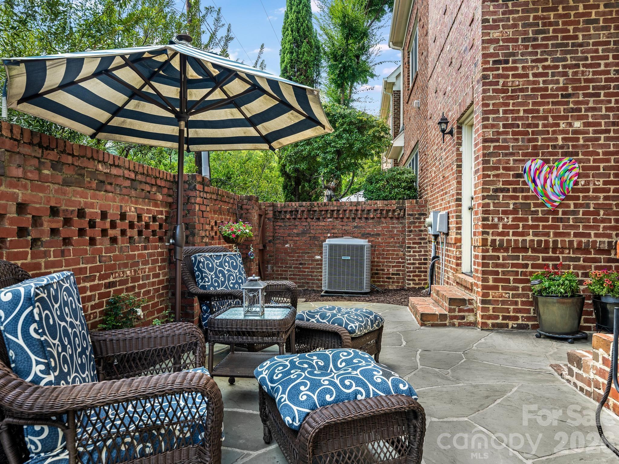 2808 Gablestone Way Property Photo 25