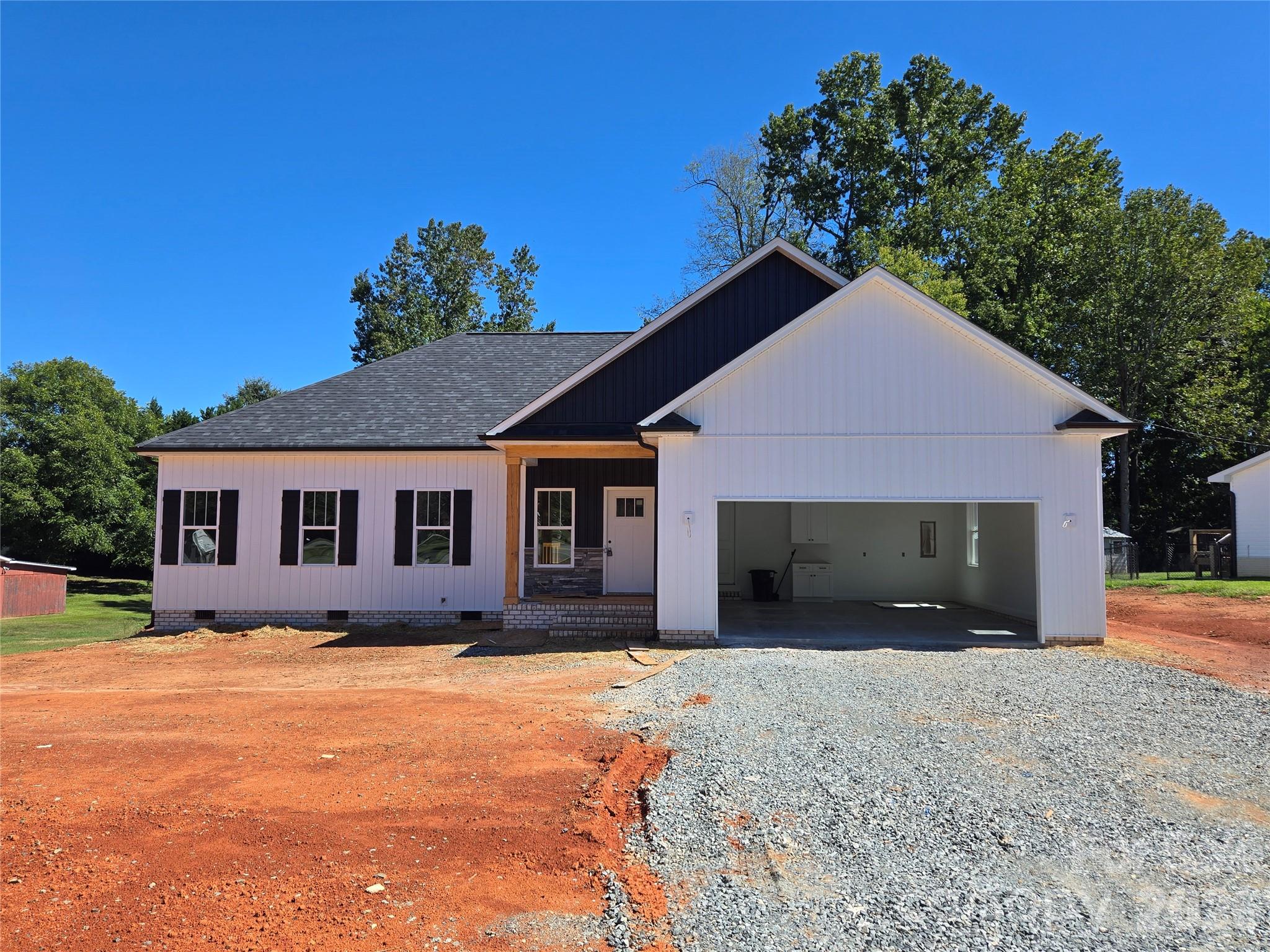 2850 Leonard Road Property Photo 1