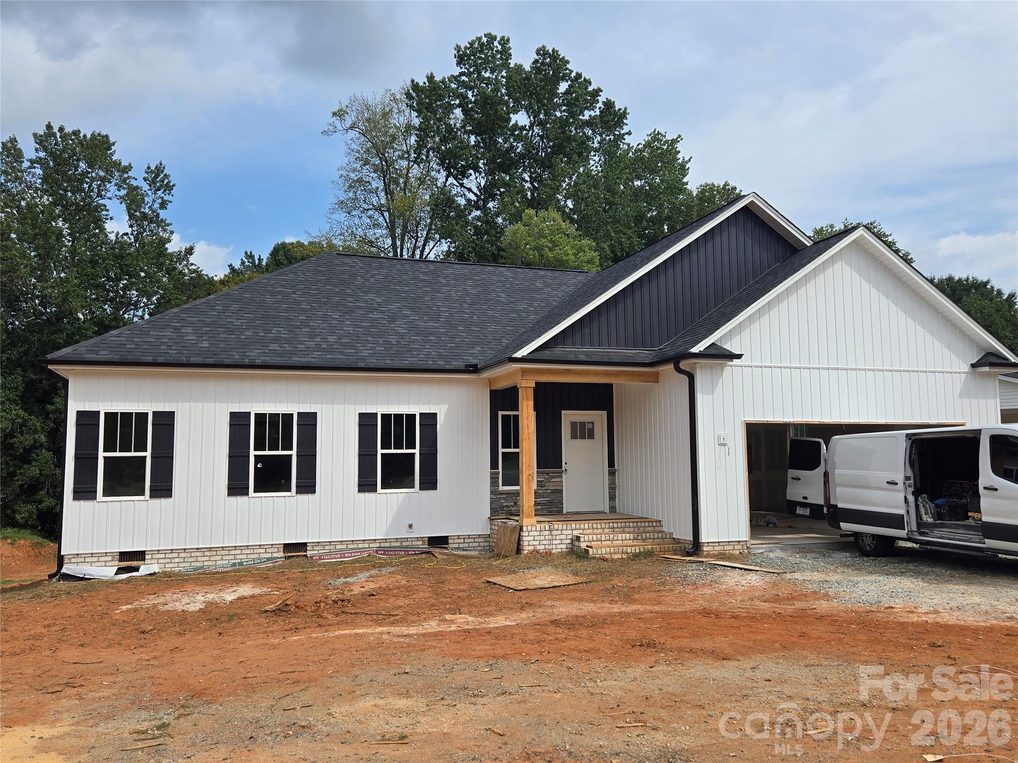 2850 Leonard Road Property Photo 2