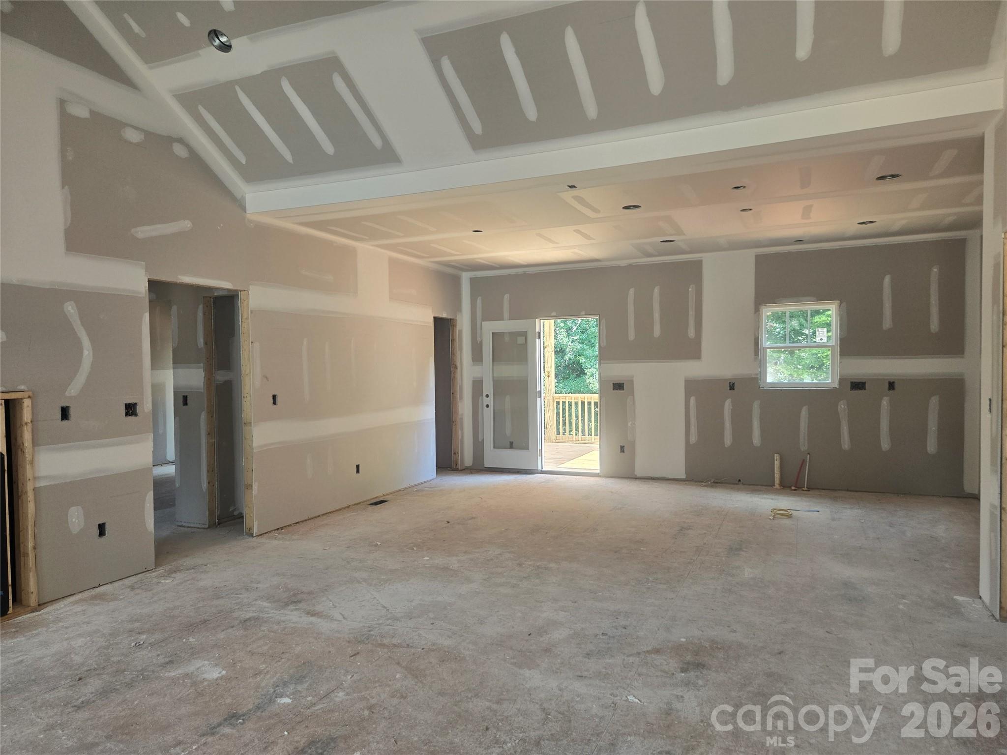 2850 Leonard Road Property Photo 3