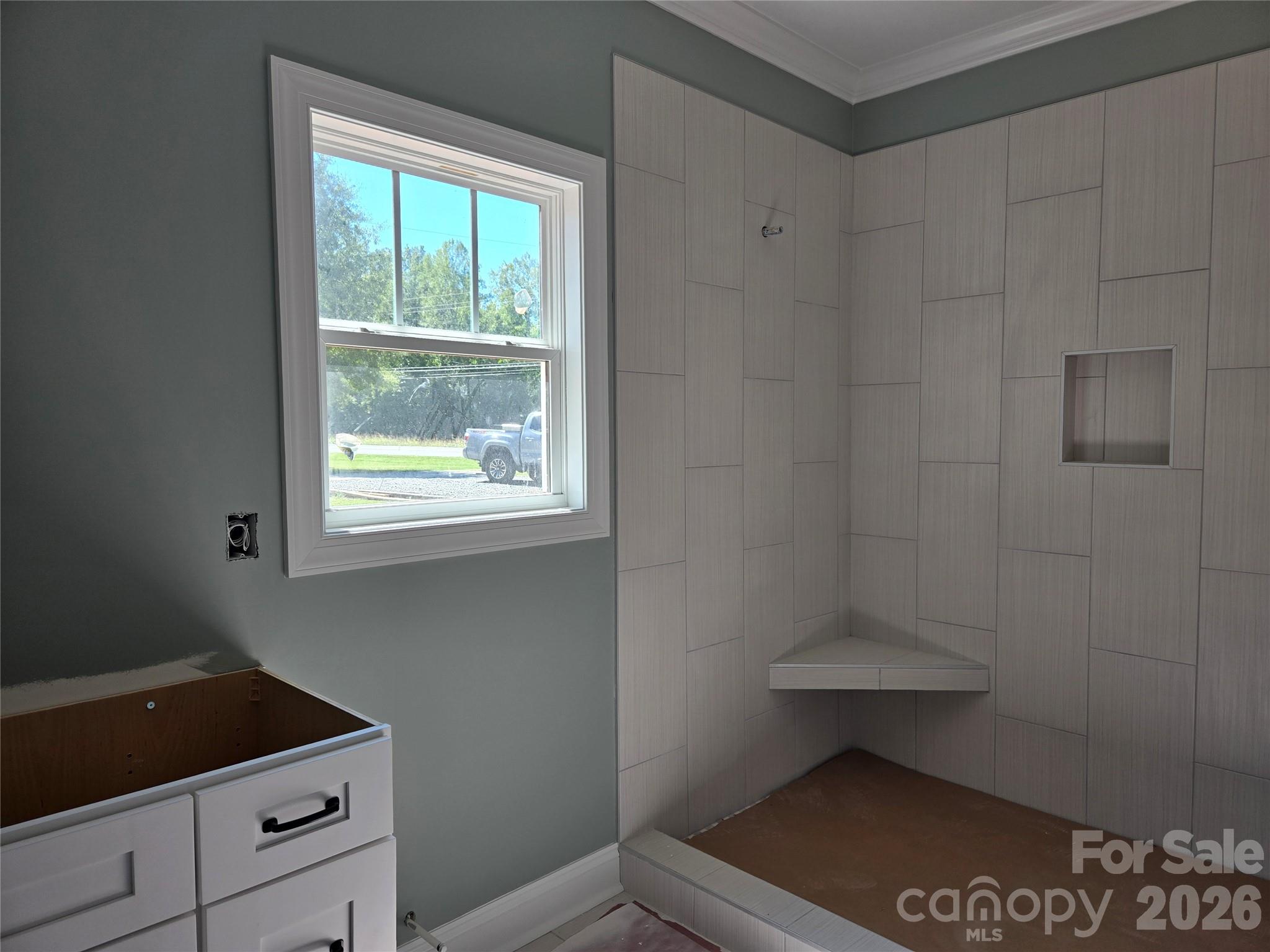 2850 Leonard Road Property Photo 8