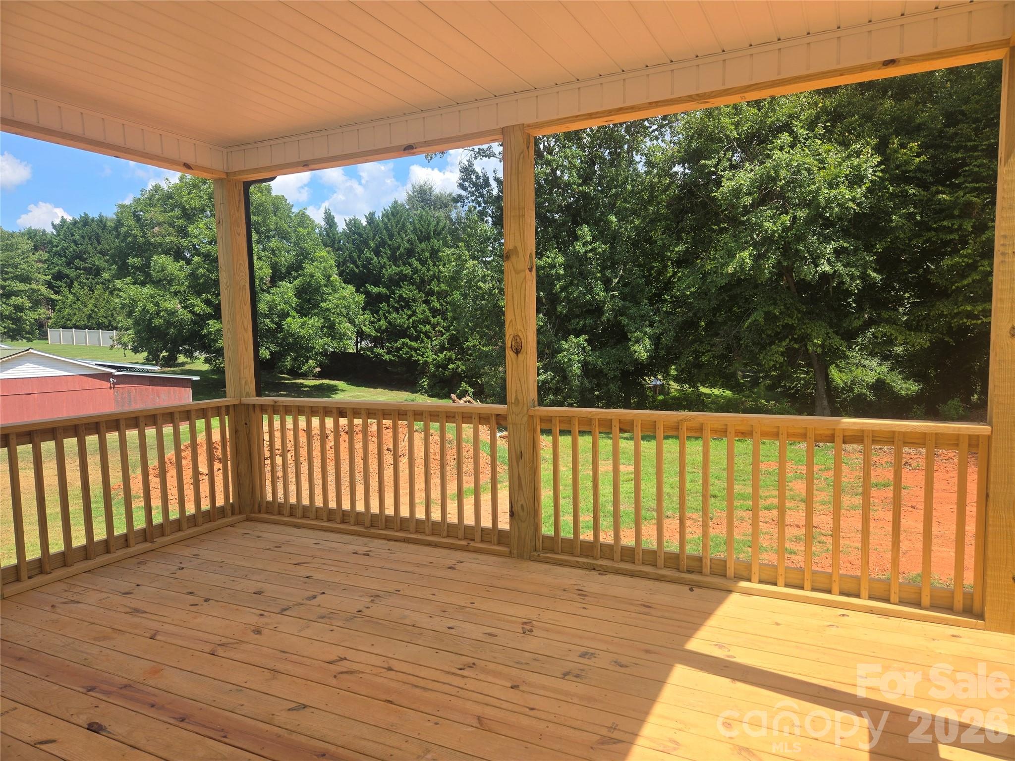 2850 Leonard Road Property Photo 12