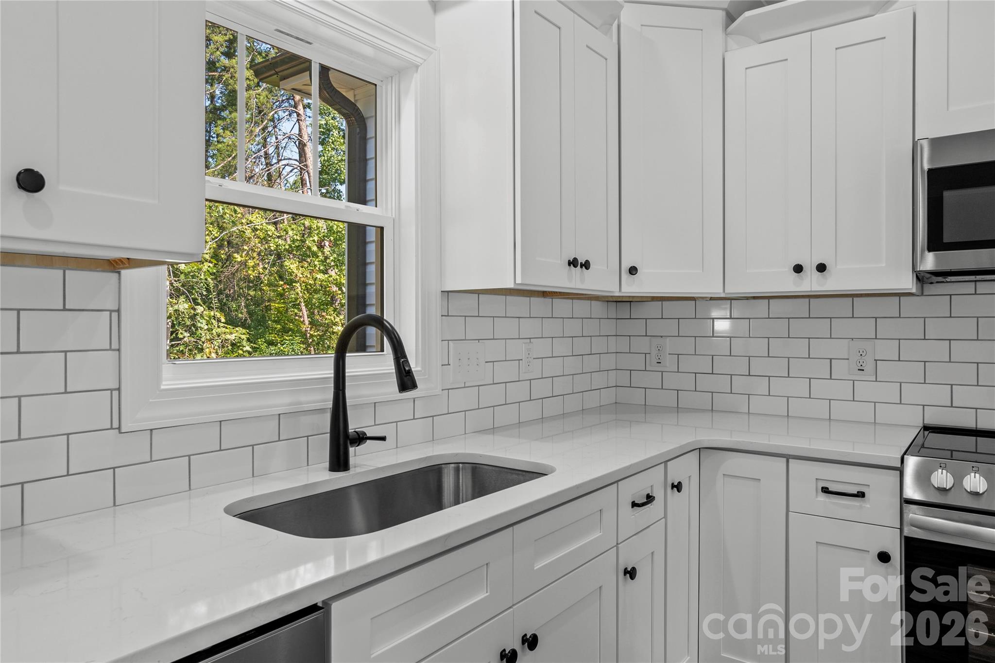 2850 Leonard Road Property Photo 16