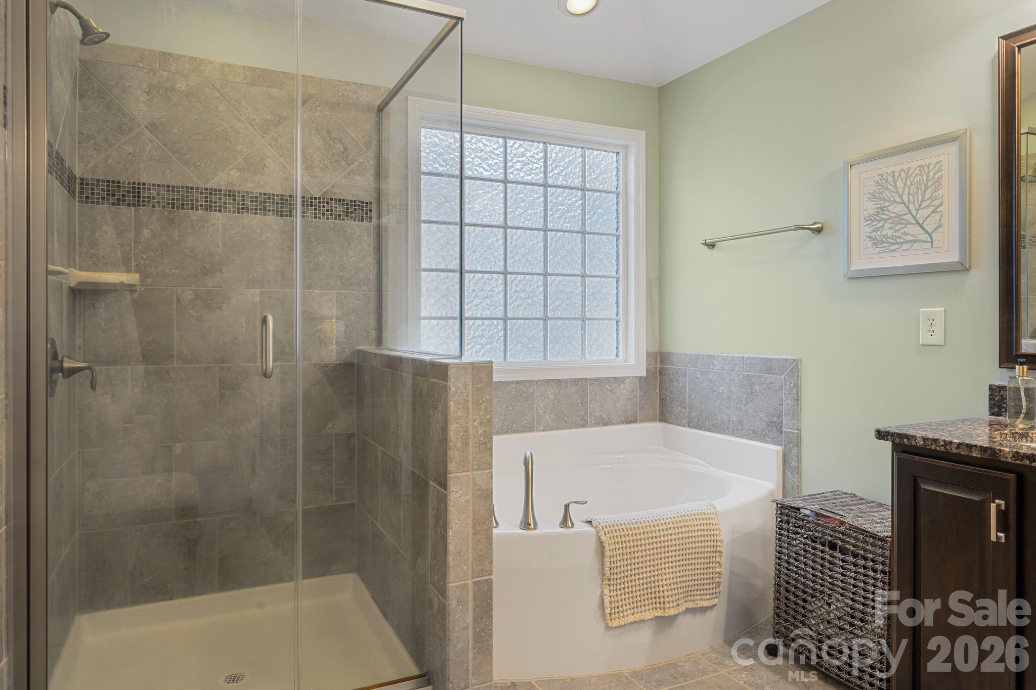 608 Cedar Trace Drive Property Photo 24