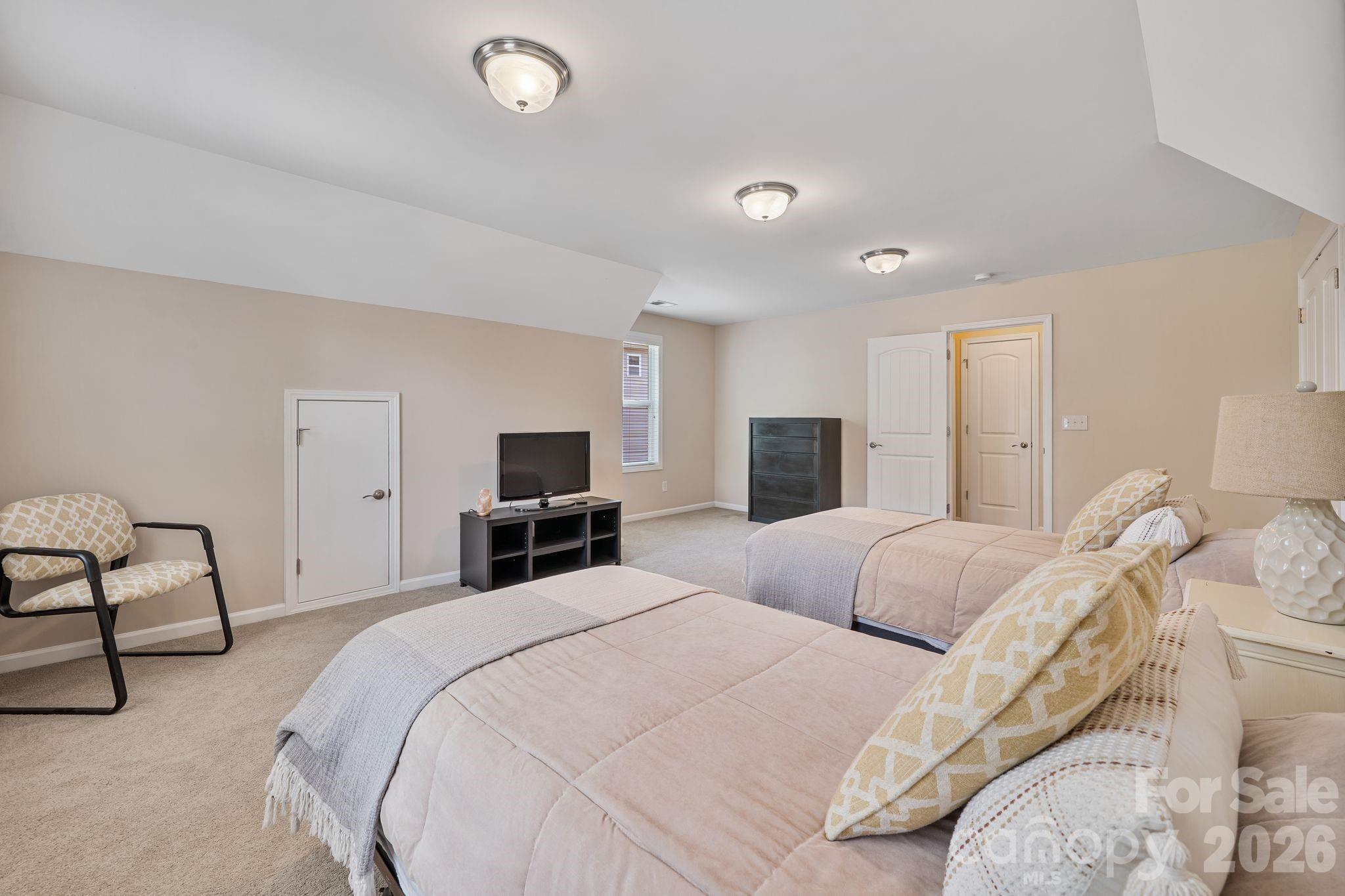 608 Cedar Trace Drive Property Photo 29