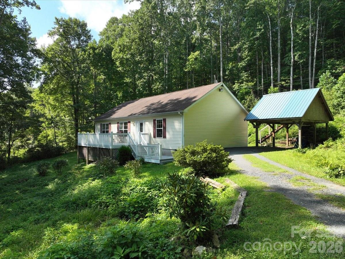 195 Banjo Branch Road Property Photo 1