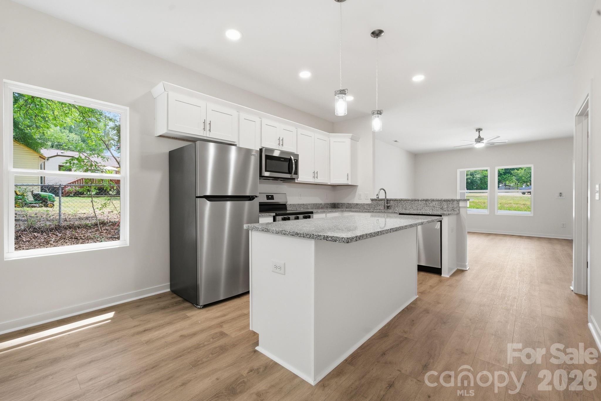 101 Swink Street Property Photo 6